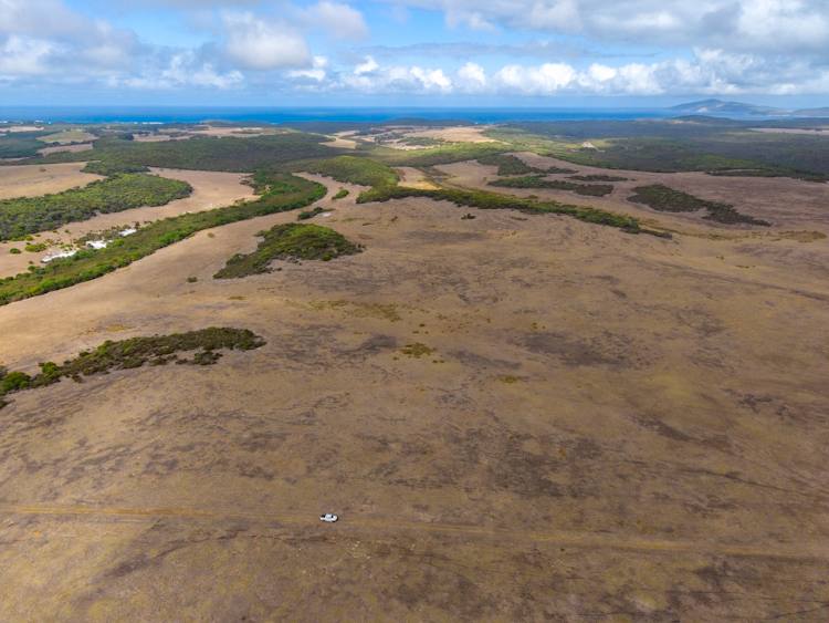 582 Bluff Creek Road, Green Range For Sale by Farmbuy.com - image 2