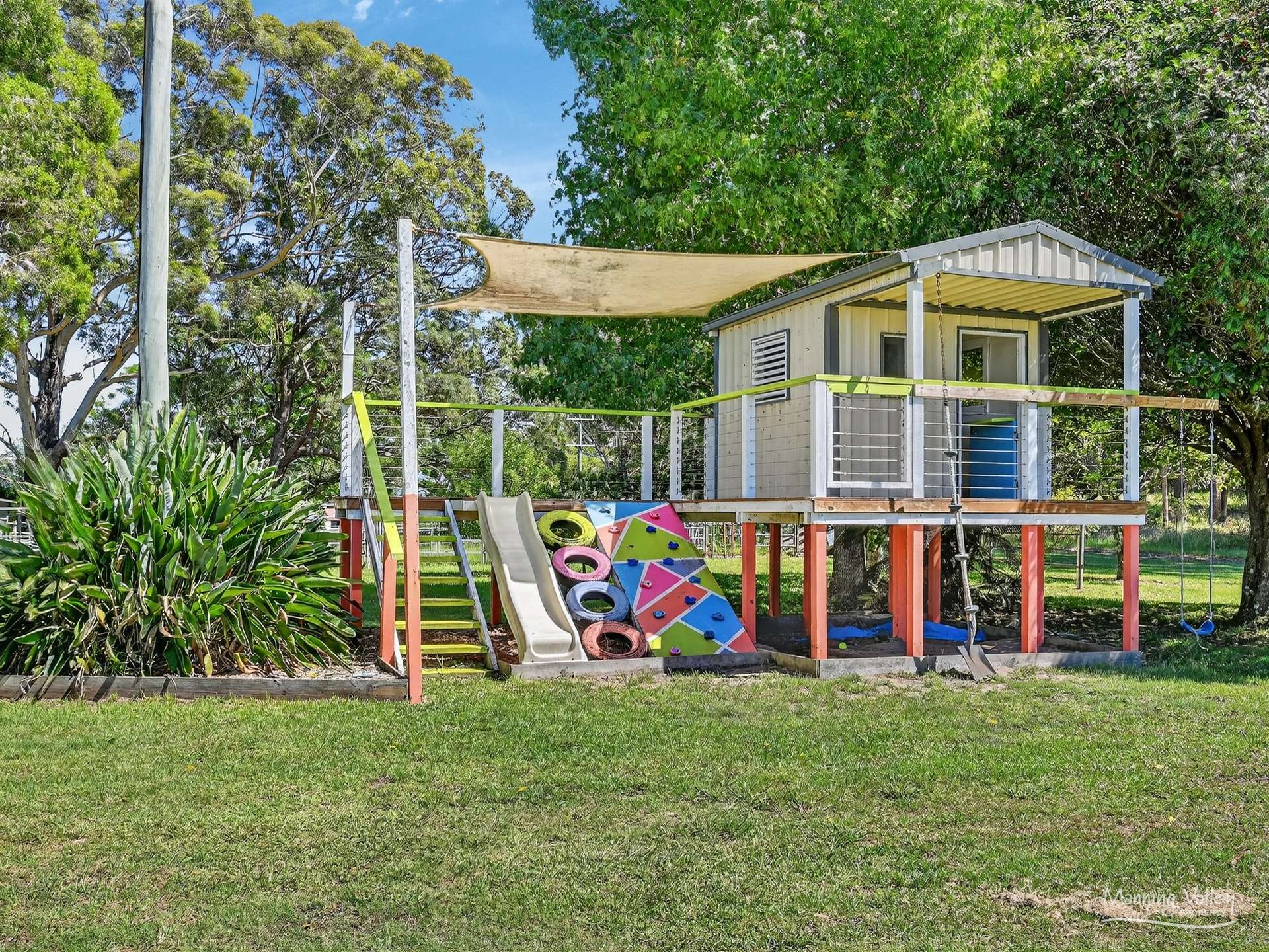 1 Coral Lane, Coralville For Sale by Farmbuy.com - image 25