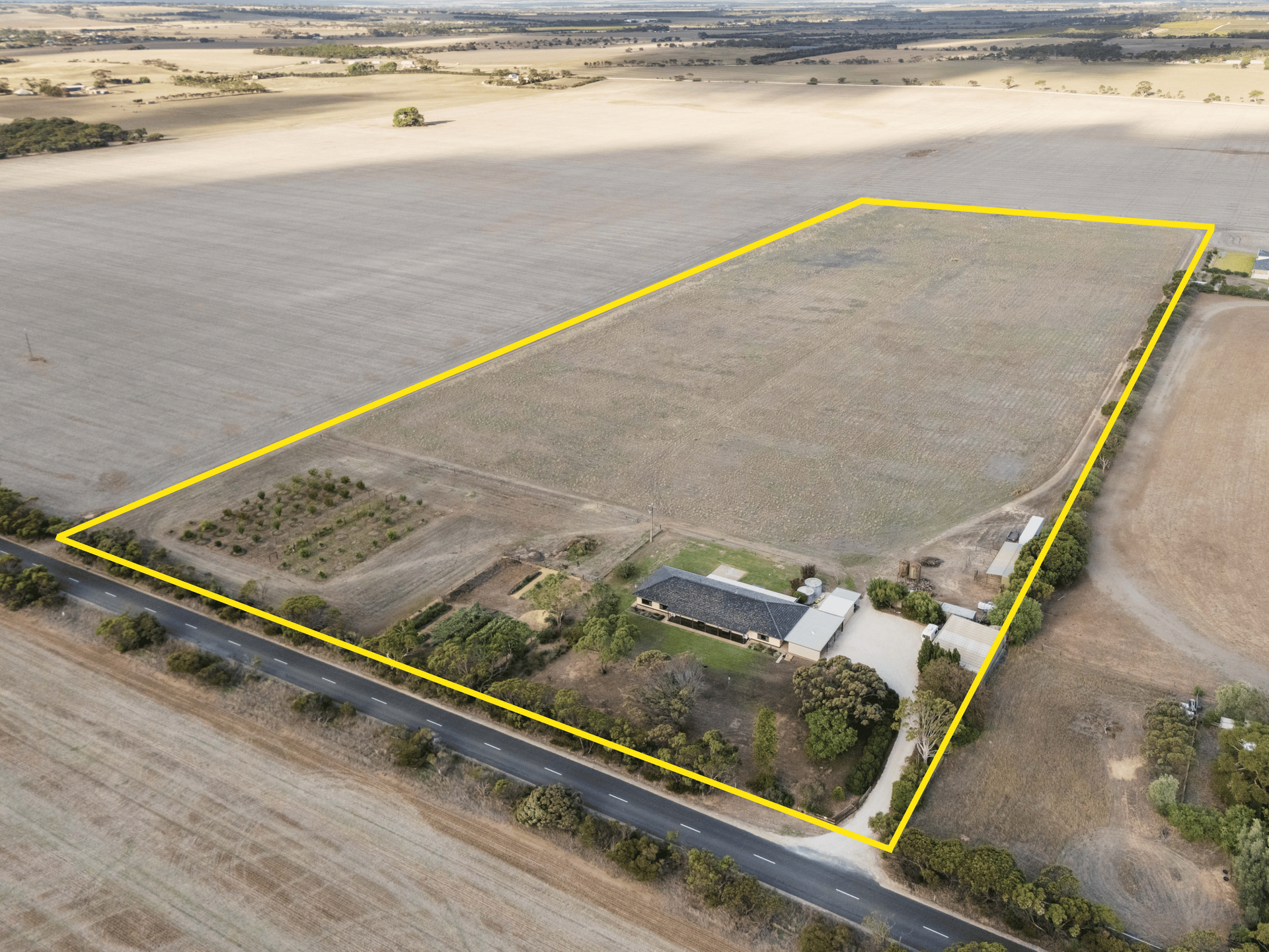 403 Dry Plains Road, Strathalbyn For Sale by Farmbuy.com - image 1