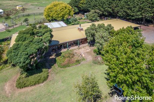 Farm Auction - VIC - Gisborne - 3437 - Solid Brick Kentucky-style Home in need of renovation, love and care 