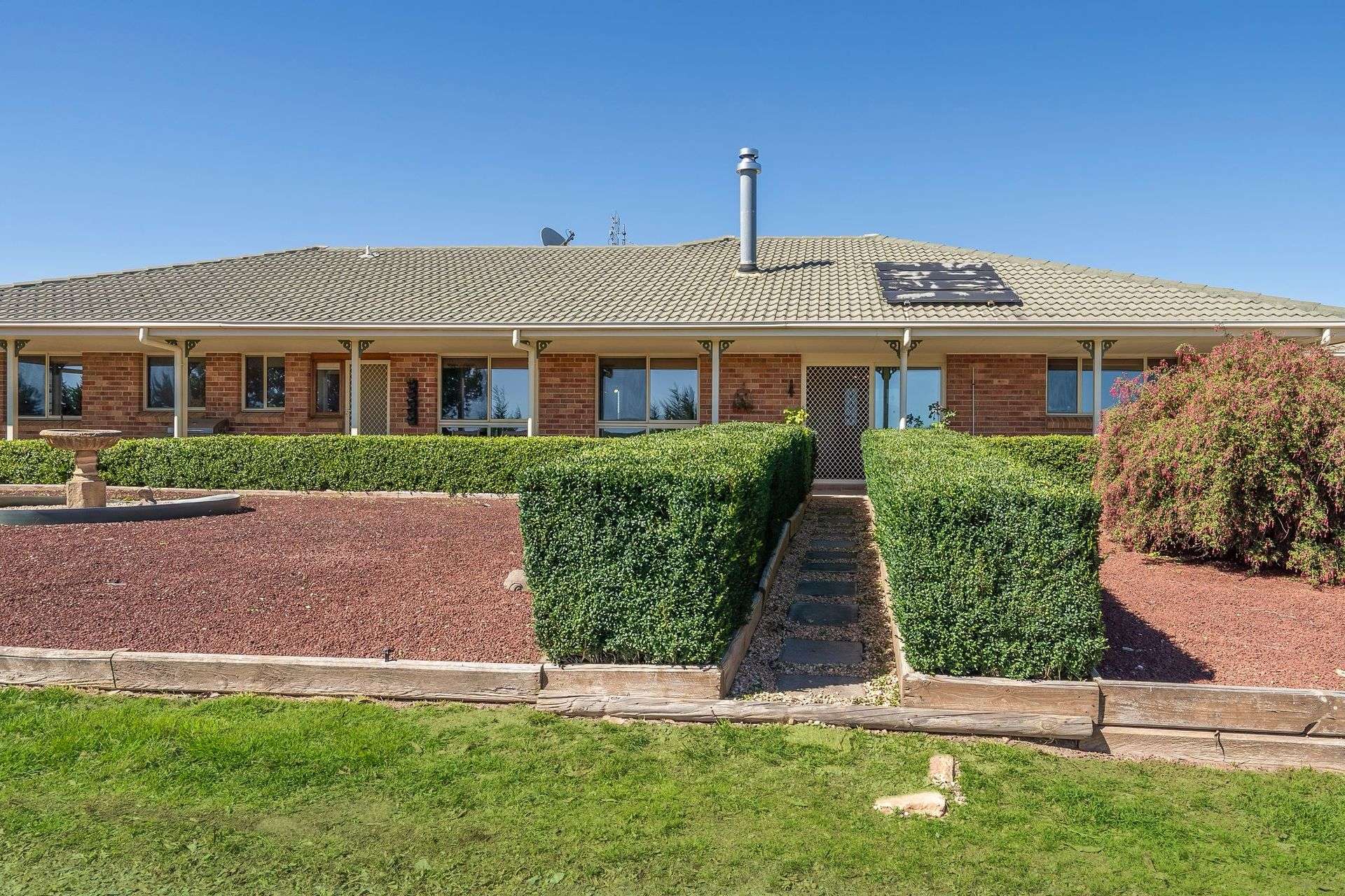 51 Parsons Lane, Goulburn Auction by Farmbuy.com - image 3