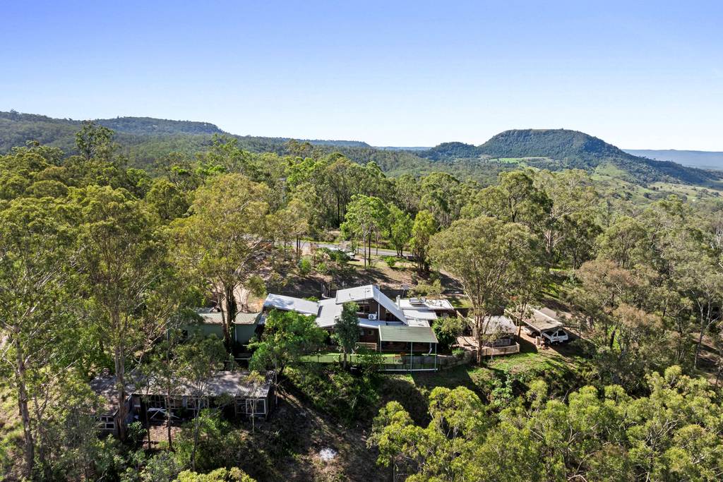 909 Blanchview Road, Silver Ridge QLD 4352