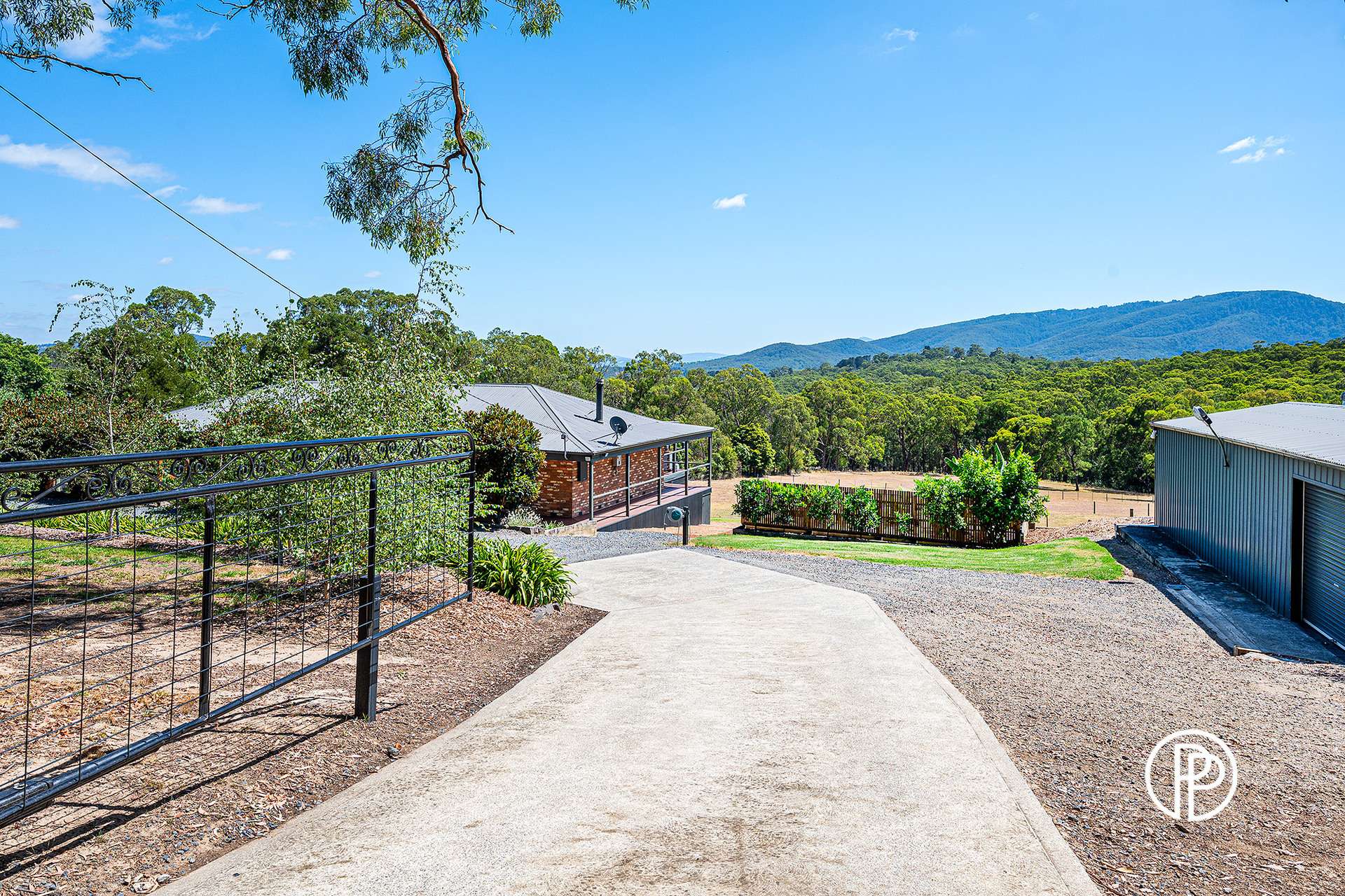 1809 Warburton Highway, Woori Yallock For Sale by Farmbuy.com - image 3