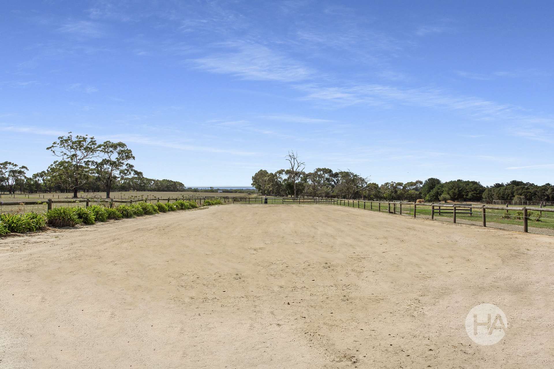 438 Stumpy Gully Road, Balnarring For Sale by Farmbuy.com - image 11