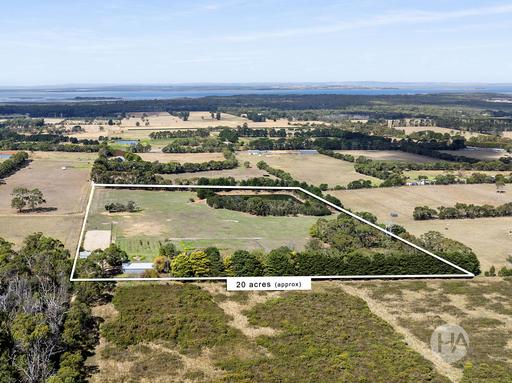 Farm For Sale - VIC - Balnarring - 3926 - Classic Character with a Country Soul 