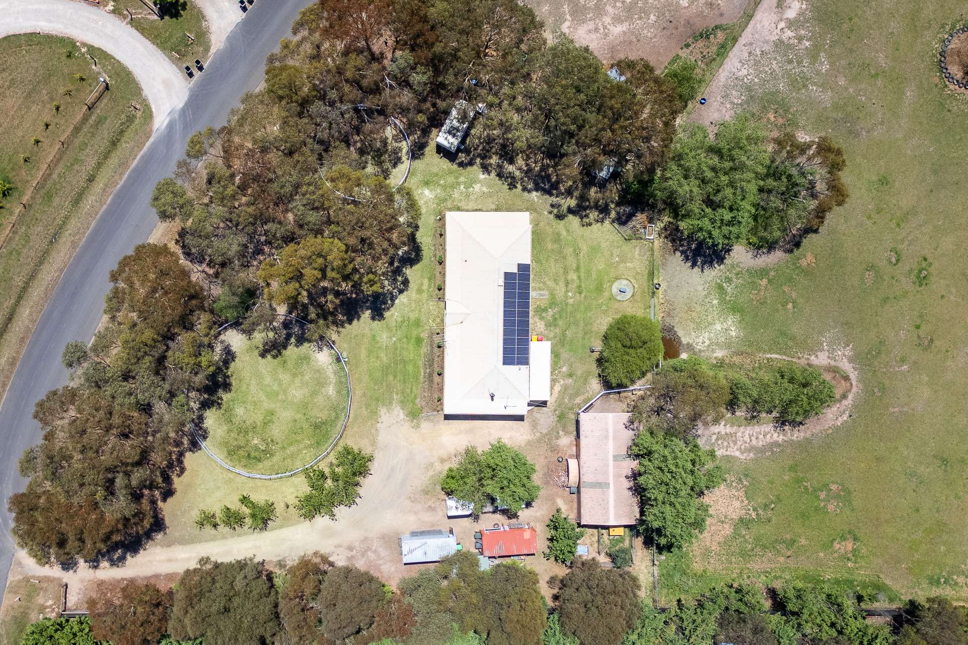 74 King Drive, Lancefield For Sale by Farmbuy.com - image 16