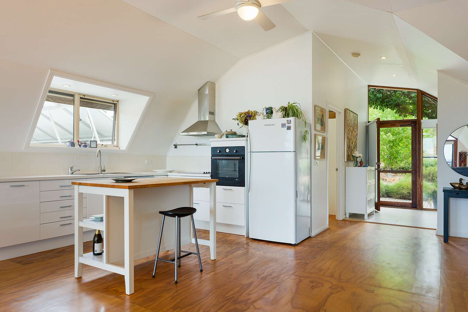 11 Nelson Street, Maldon For Sale by Farmbuy.com - image 7