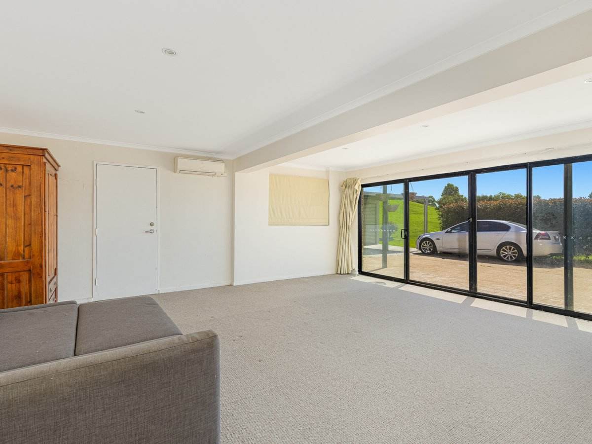 8 Willow Court, Bega For Sale by Farmbuy.com - image 19