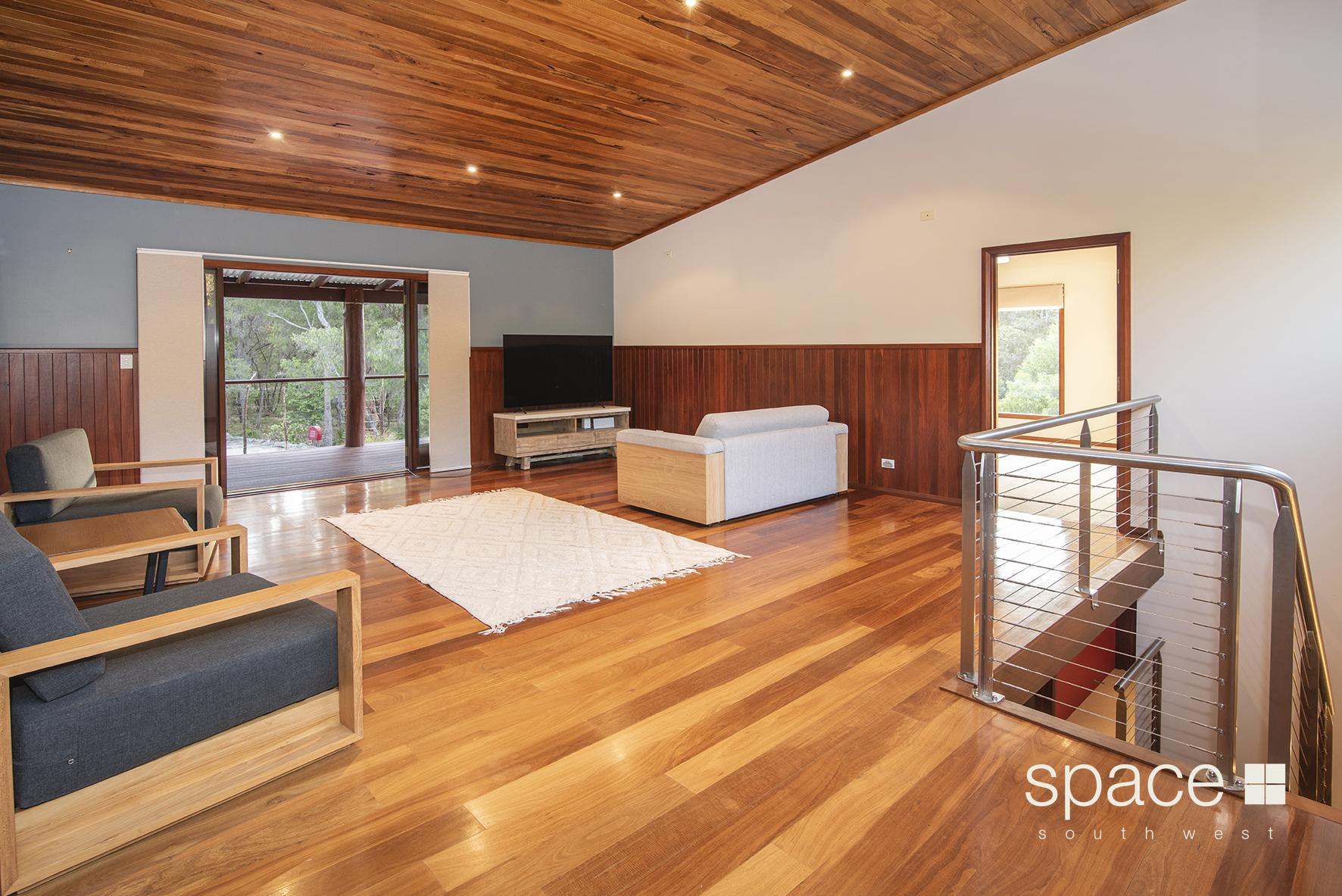 14 Coppin Grove, Redgate For Sale by Farmbuy.com - image 14