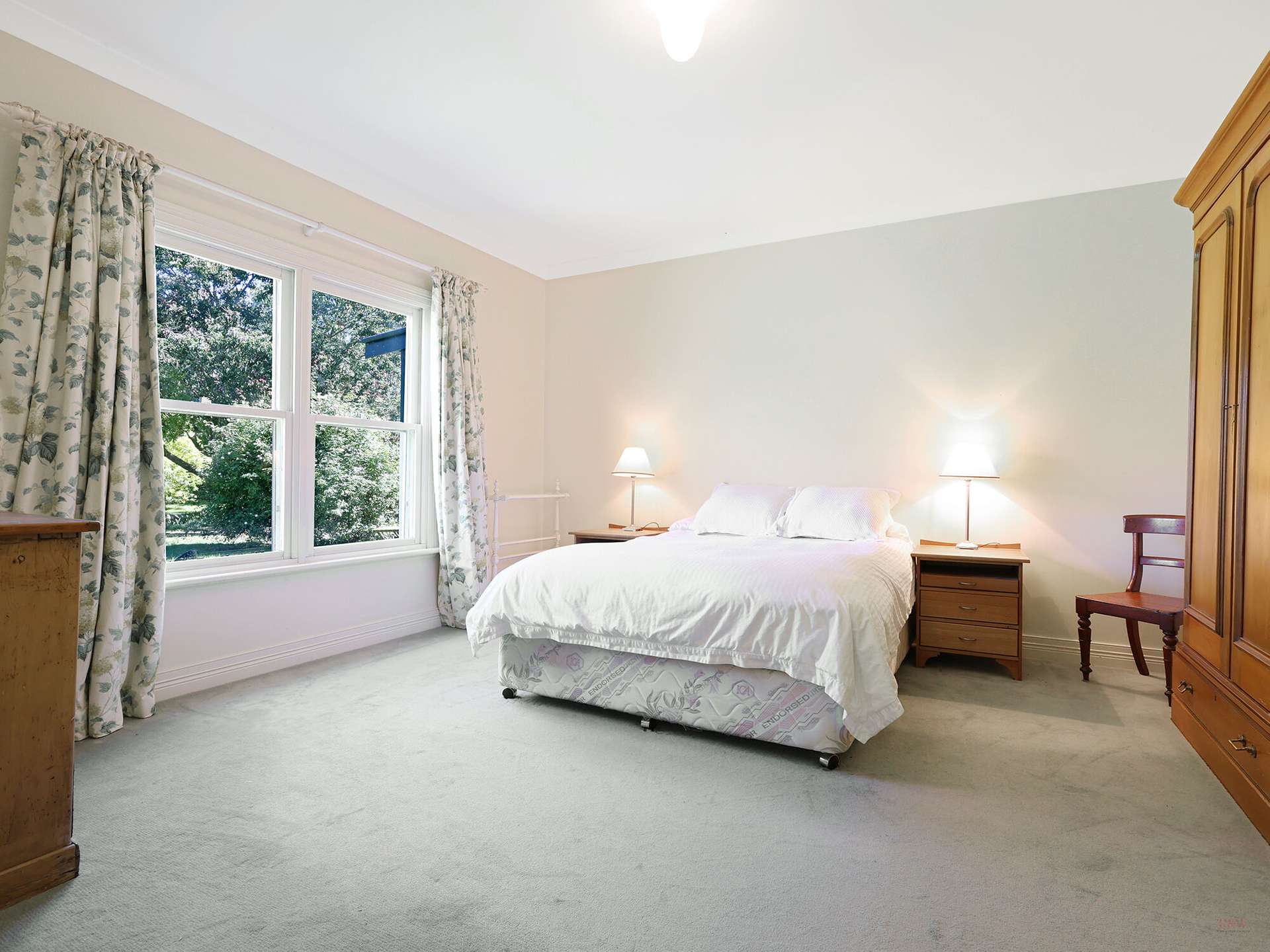 12-14 Middle Road, Exeter For Sale by Farmbuy.com - image 11