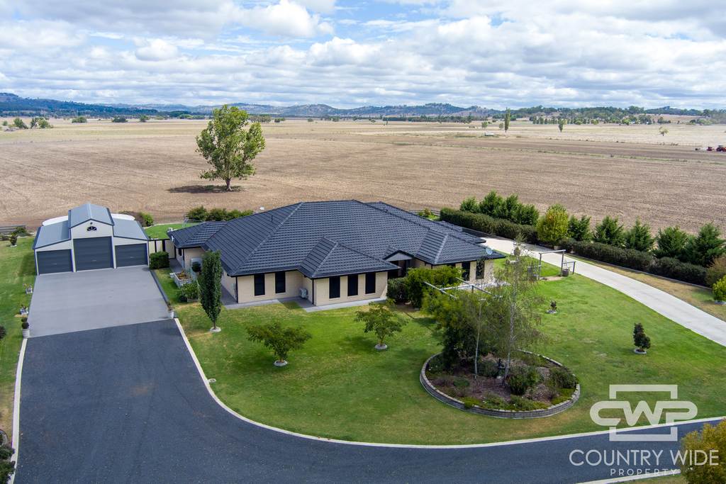 409 Gwydir Highway, Glen Innes NSW 2370
