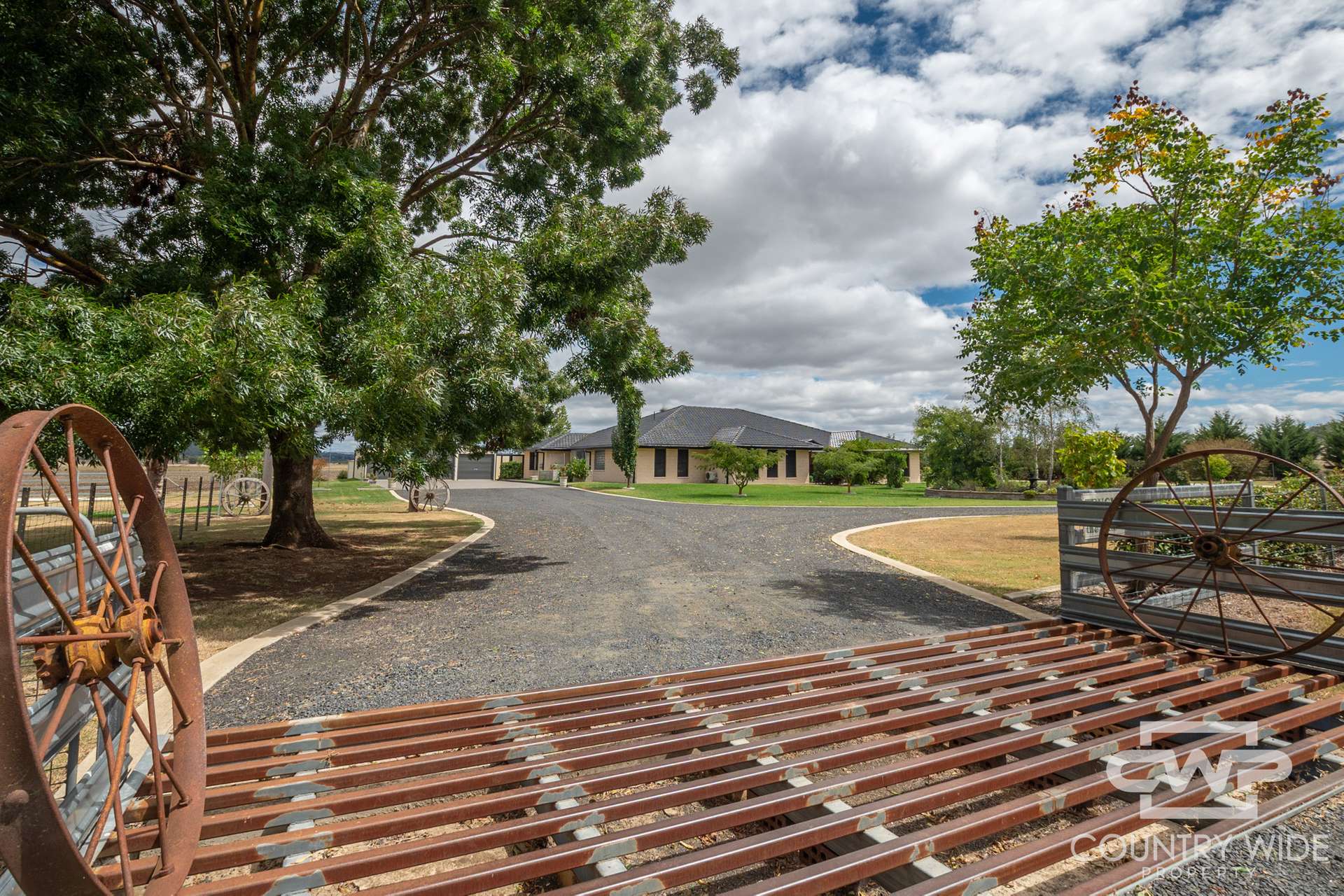 409 Gwydir Highway, Glen Innes For Sale by Farmbuy.com - image 4