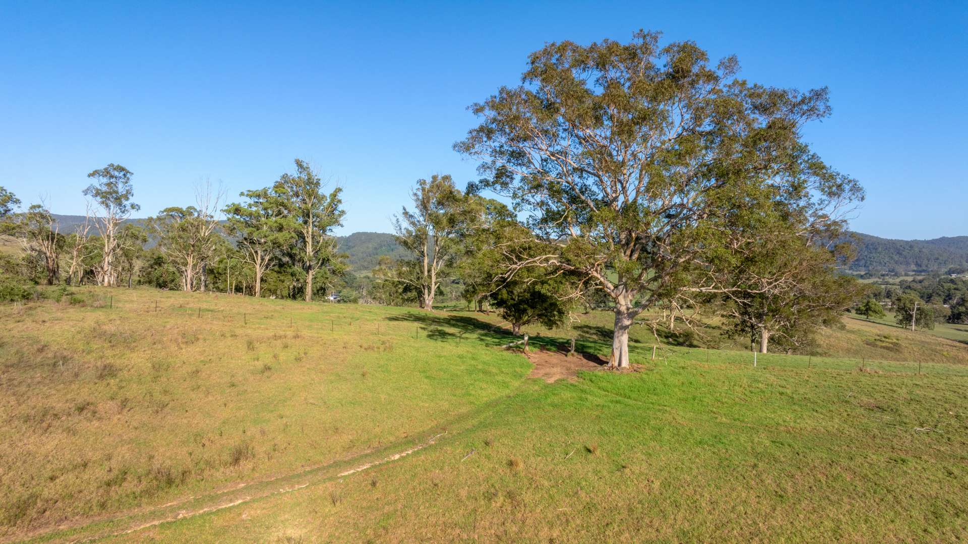 2898 The Bucketts Way, Stroud For Sale by Farmbuy.com - image 10