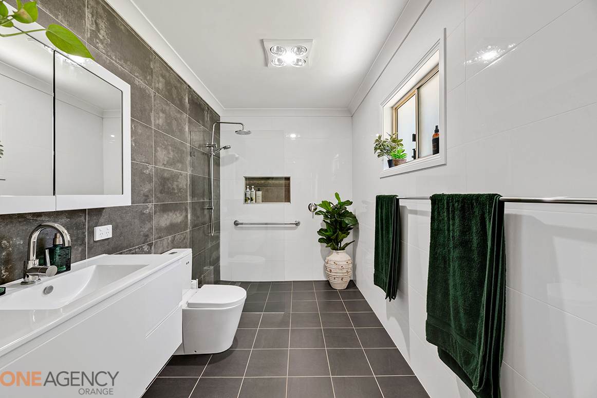 477 Mousehole Lane, Orange For Sale by Farmbuy.com - image 25