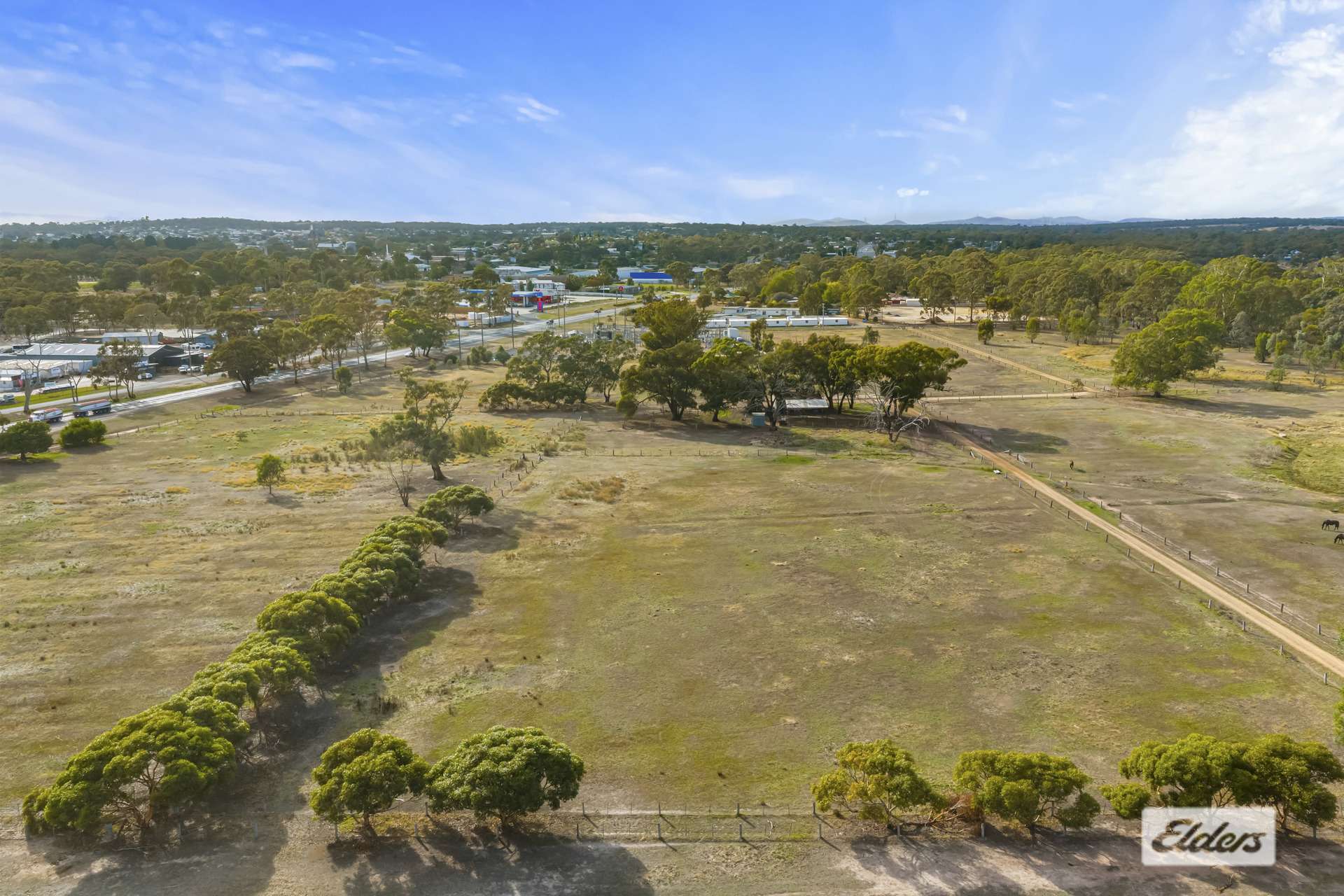 14 Horsham Road, Stawell For Sale by Farmbuy.com - image 9