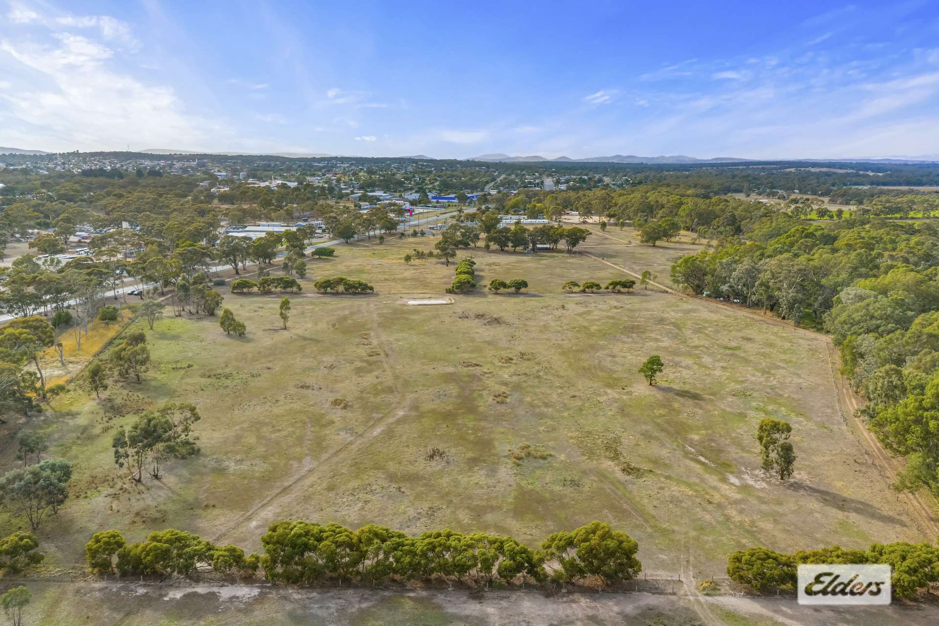 14 Horsham Road, Stawell For Sale by Farmbuy.com - image 8