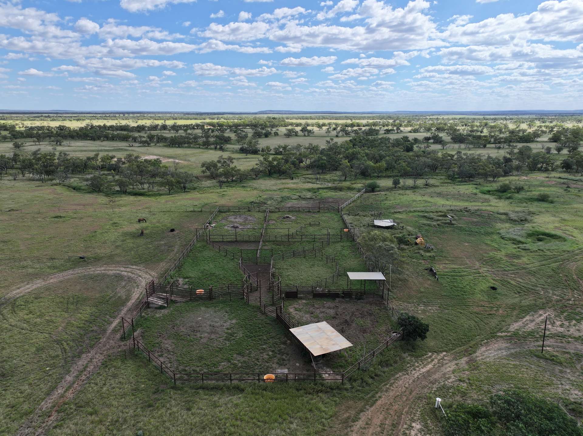 1 Baratria Road, Longreach For Sale by Farmbuy.com - image 4