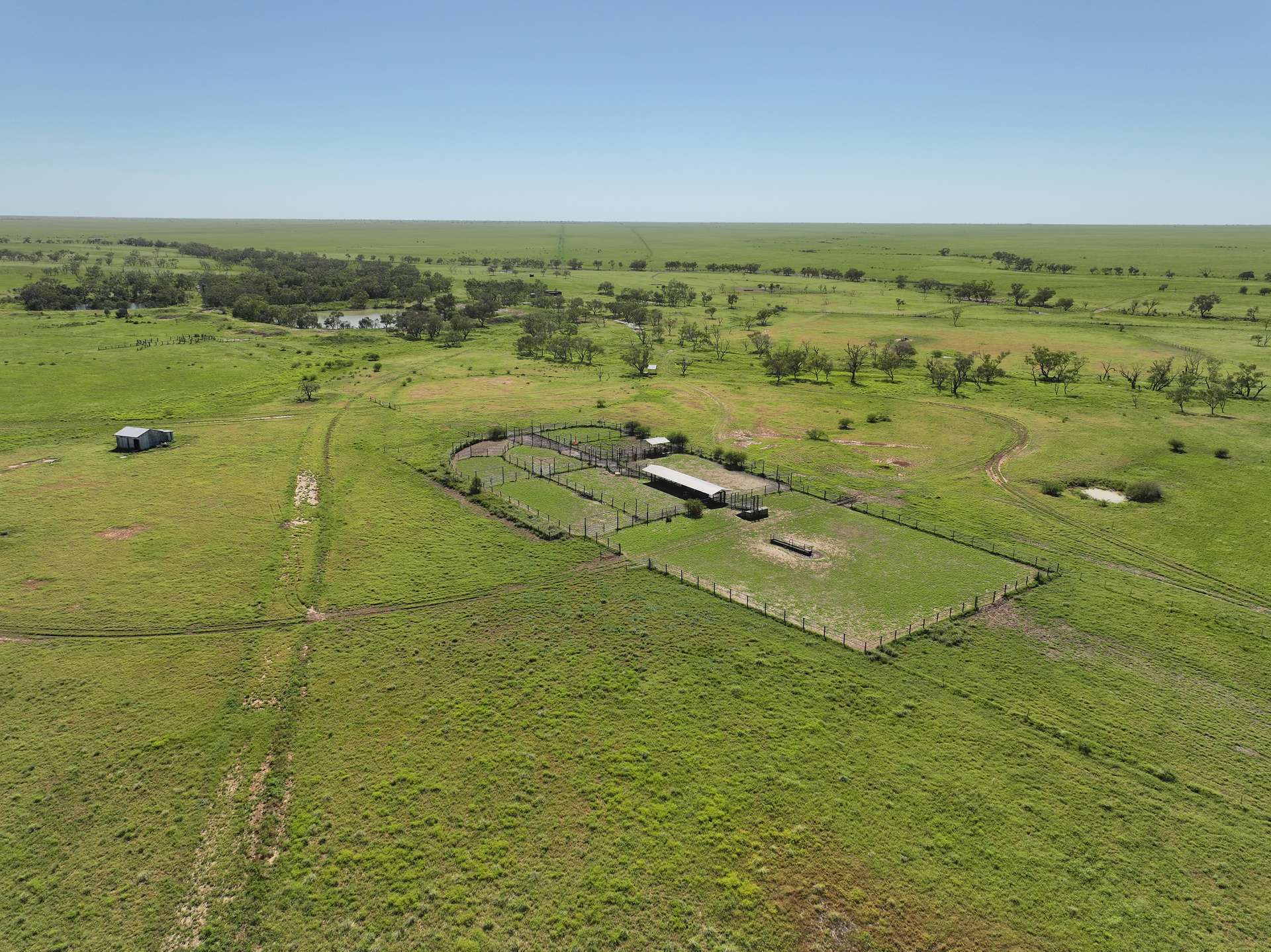 1 Baratria Road, Longreach For Sale by Farmbuy.com - image 2