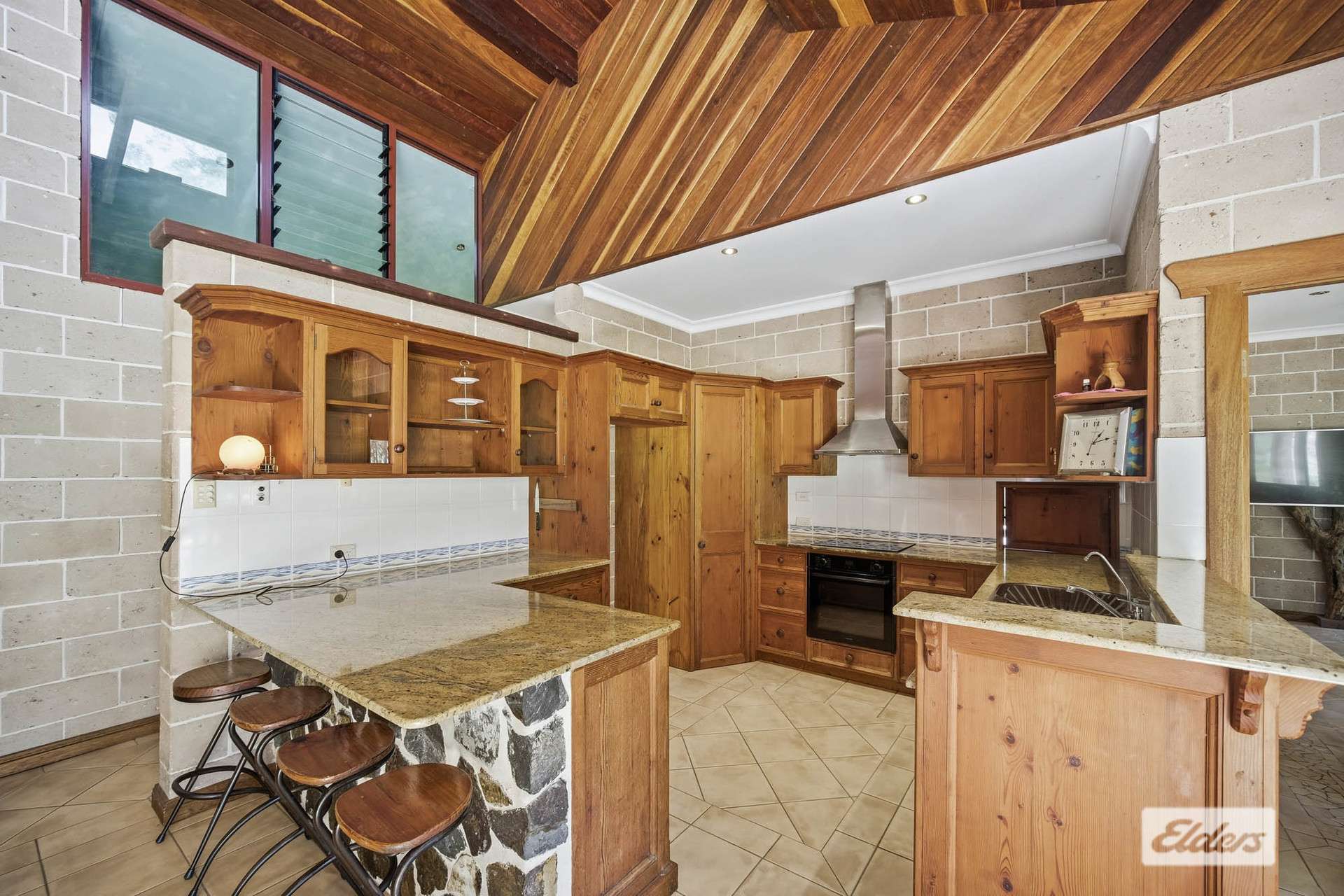 36 Kolinda Drive, Old Bar For Sale by Farmbuy.com - image 6