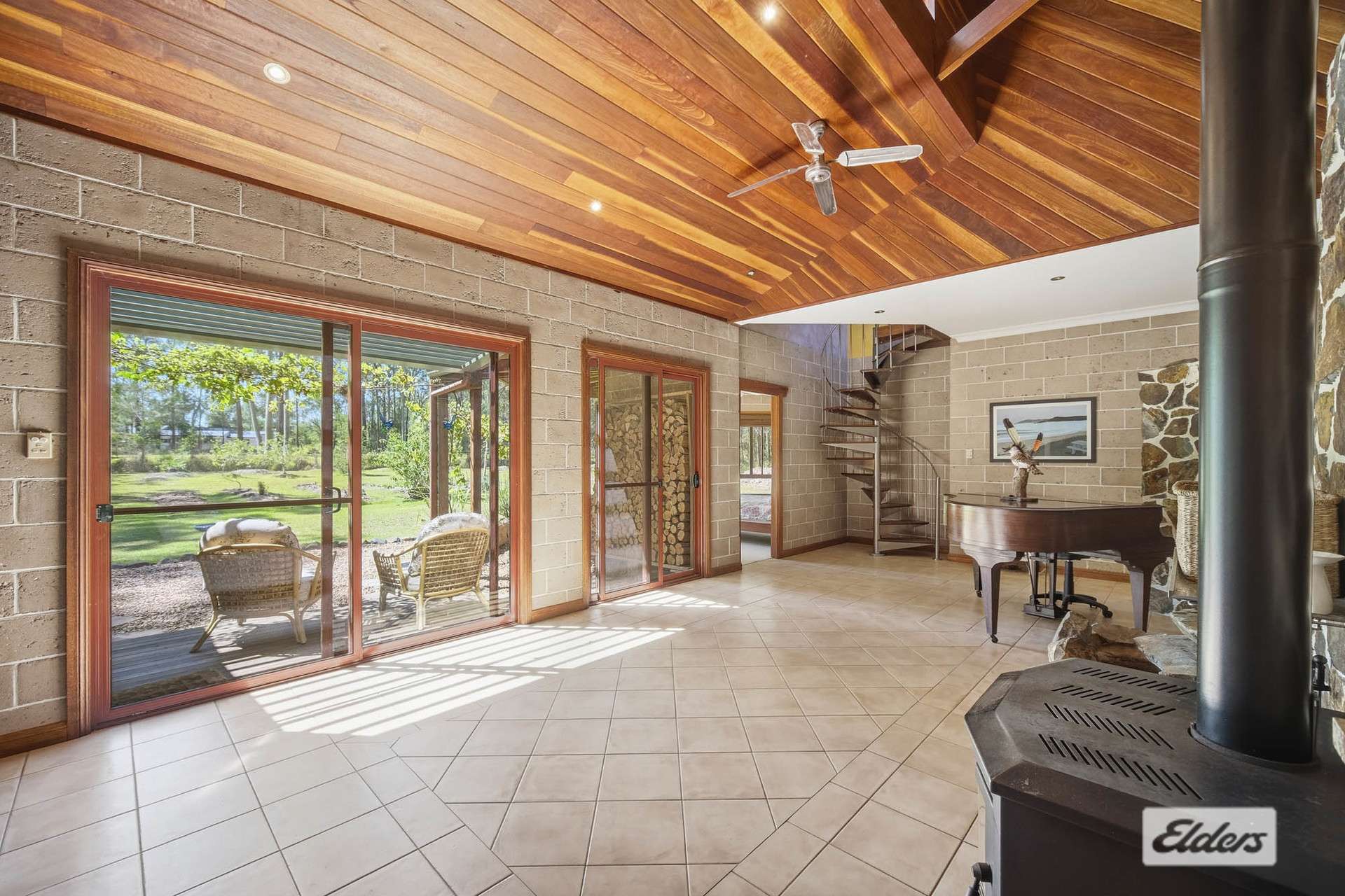 36 Kolinda Drive, Old Bar For Sale by Farmbuy.com - image 4