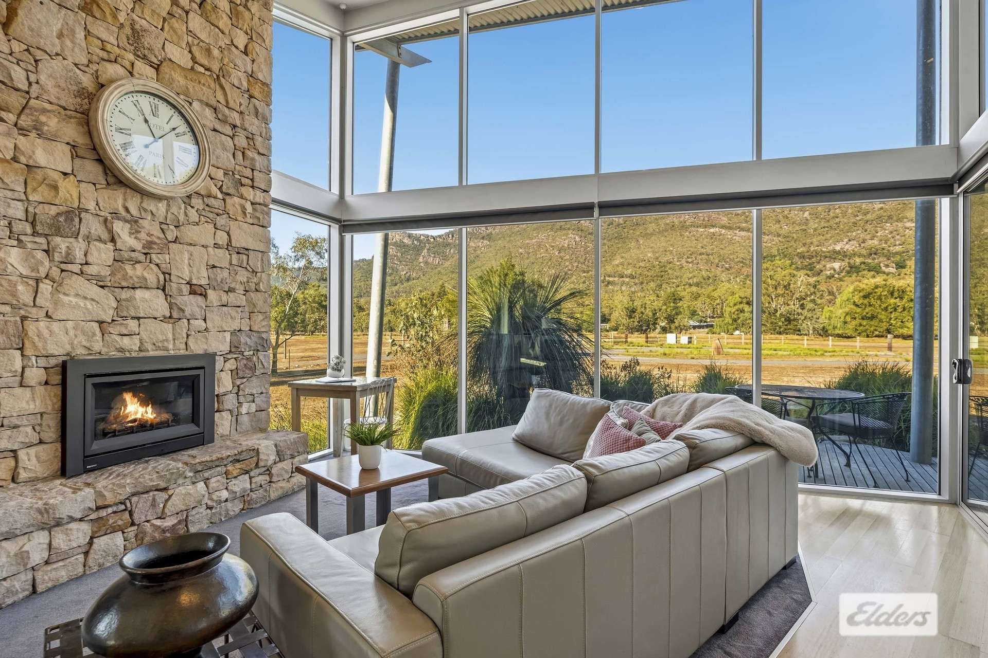 44 Valley Drive, Halls Gap For Sale by Farmbuy.com - image 1