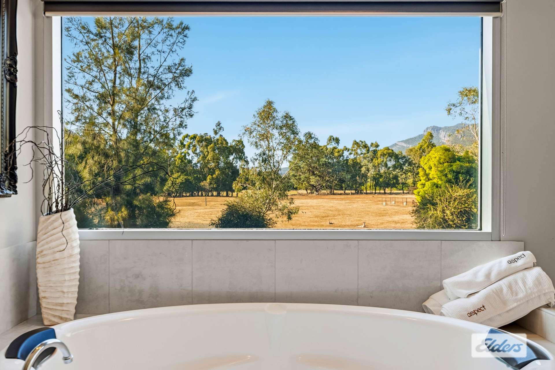 44 Valley Drive, Halls Gap For Sale by Farmbuy.com - image 11