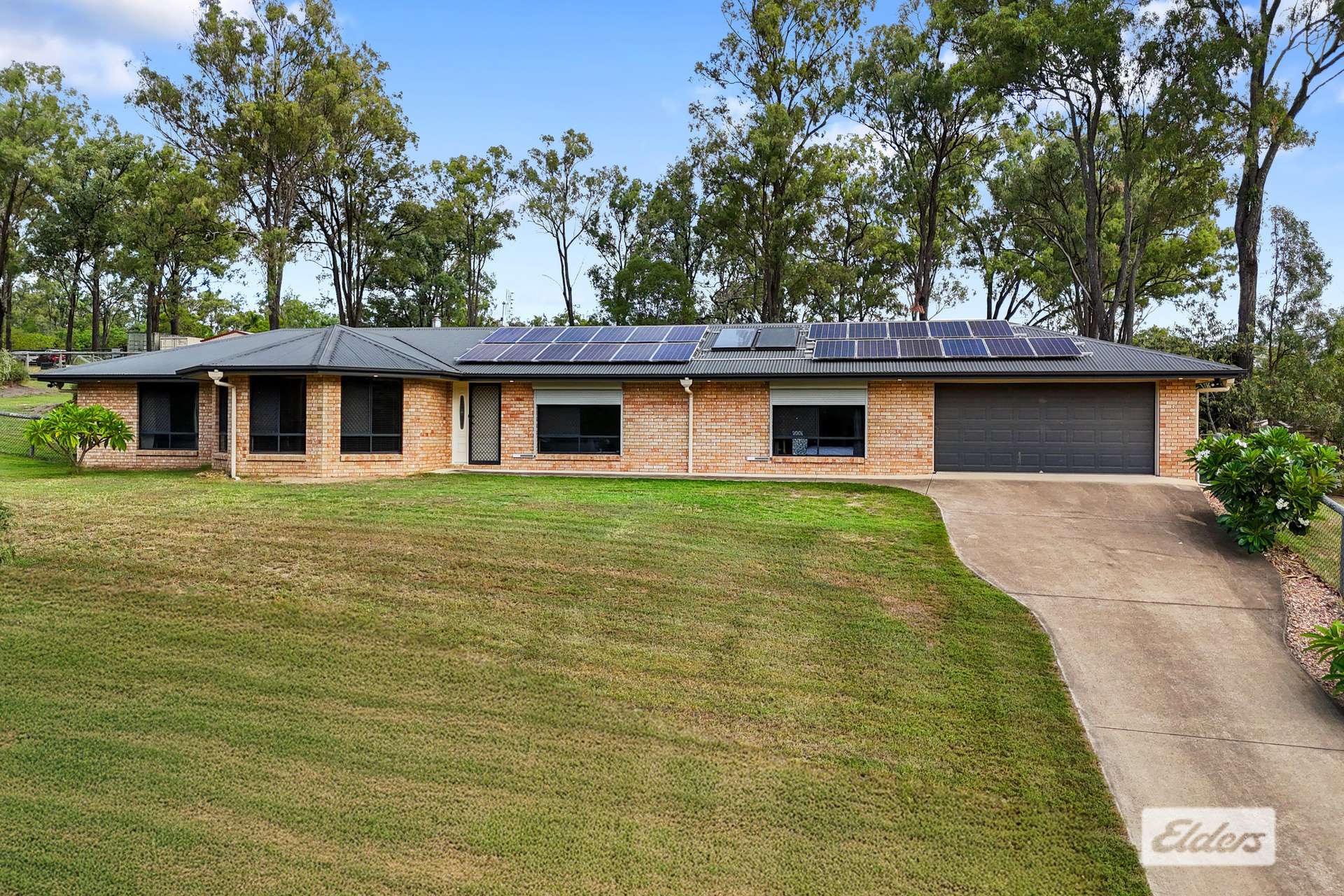 4 Edinburgh Avenue, Regency Downs For Sale by Farmbuy.com - image 1