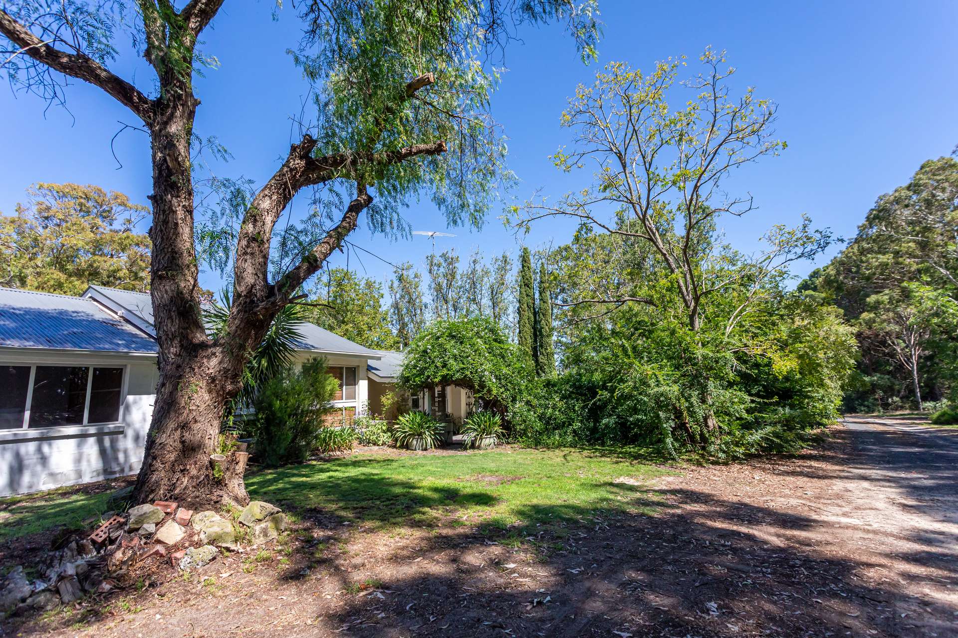 10991 Riddoch Highway, Naracoorte For Sale by Farmbuy.com - image 20