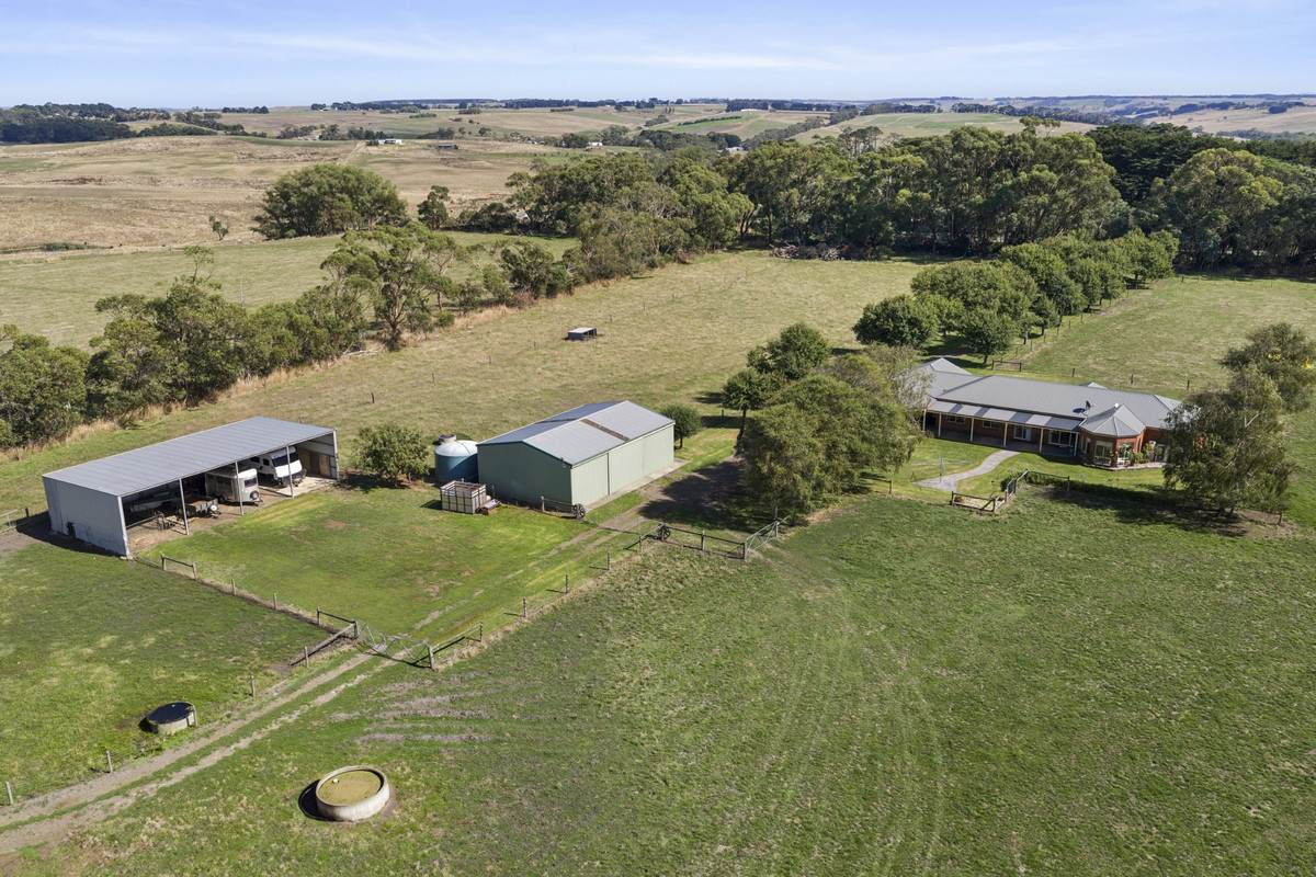 1600 Williams Road, Simpson For Sale by Farmbuy.com - image 28