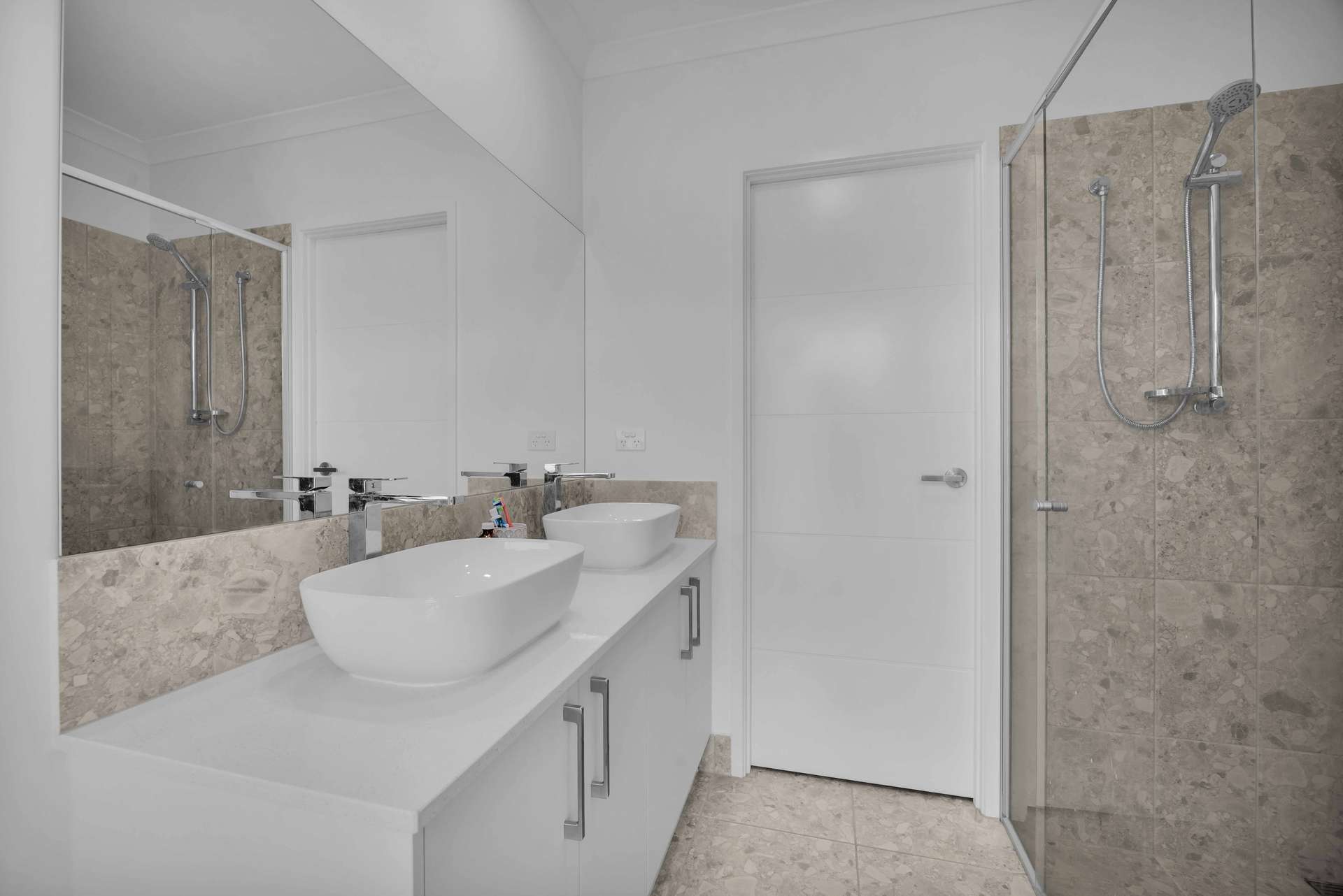 33 Gold Run Avenue, McIntosh Creek For Sale by Farmbuy.com - image 3