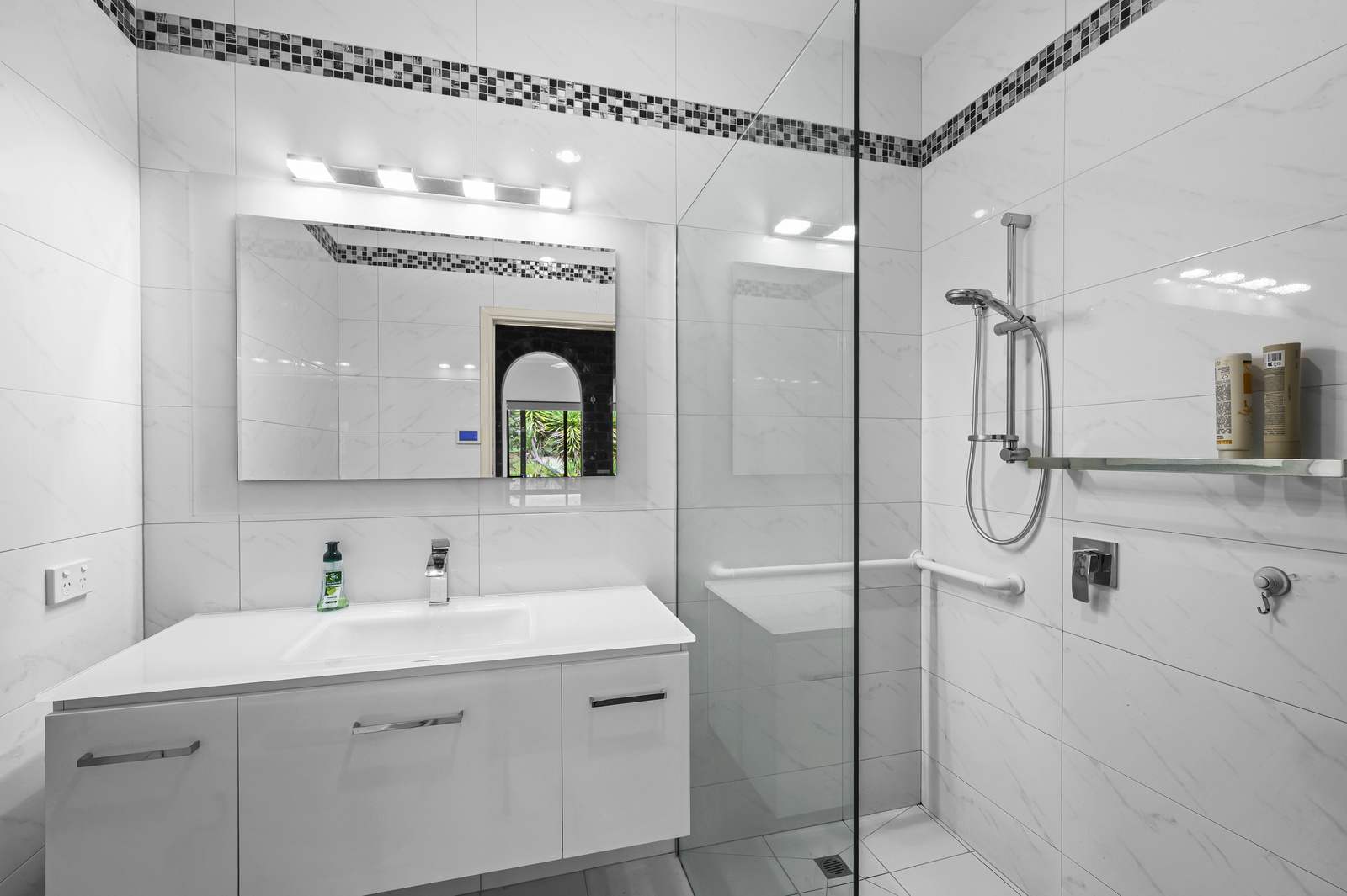 74 Stoneleigh Road, Mansfield For Sale by Farmbuy.com - image 8