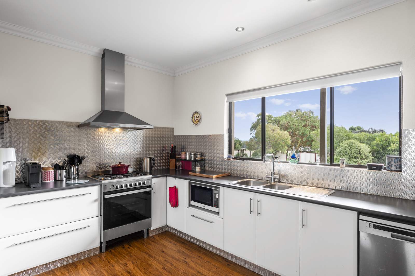 74 Stoneleigh Road, Mansfield For Sale by Farmbuy.com - image 4