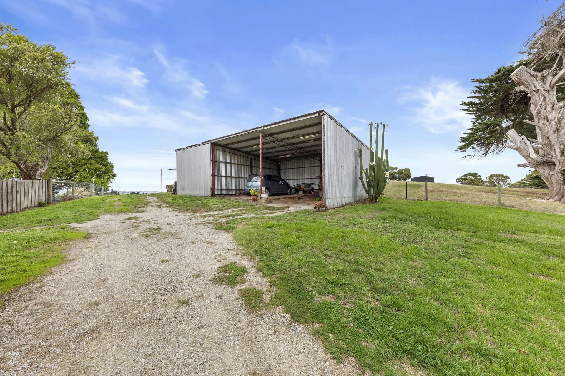 2045 Drouin-Korumburra Road, Poowong For Sale by Farmbuy.com - image 3