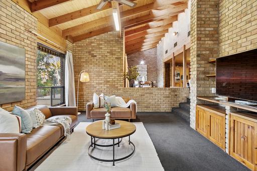 Farm For Sale - SA - Murray Bridge - 5253 - Ultimate Lifestyle Property - Space, Shedding & Versatility Just Minutes from Town 