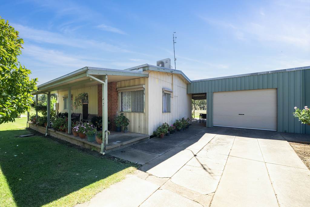 153 Lower River Road West, Myrtleford VIC 3737