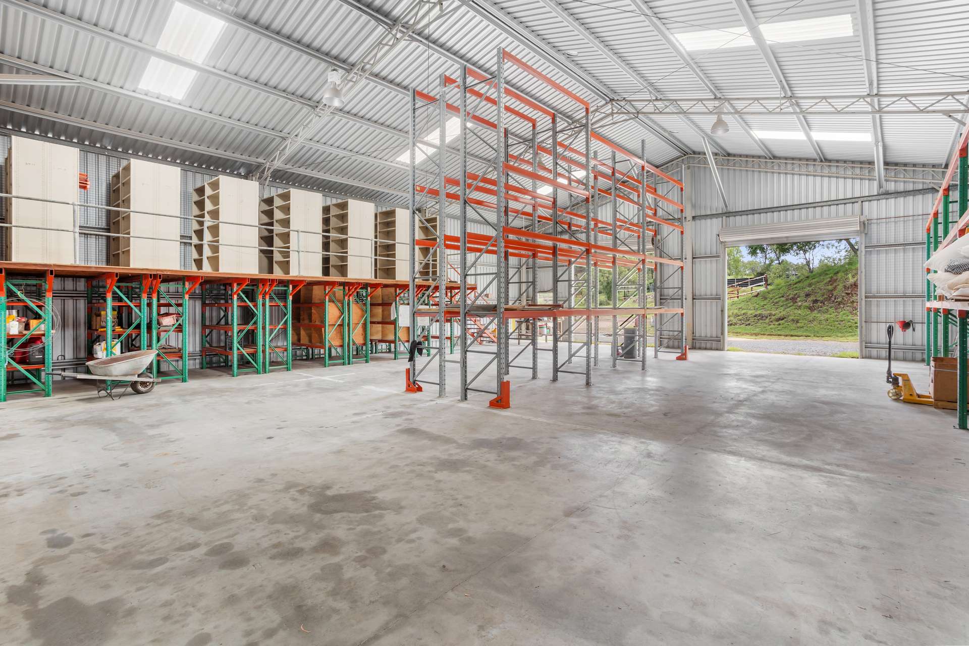 "The Ironfarm" 3835 Capricorn Highway, Westwood Auction by Farmbuy.com - image 4