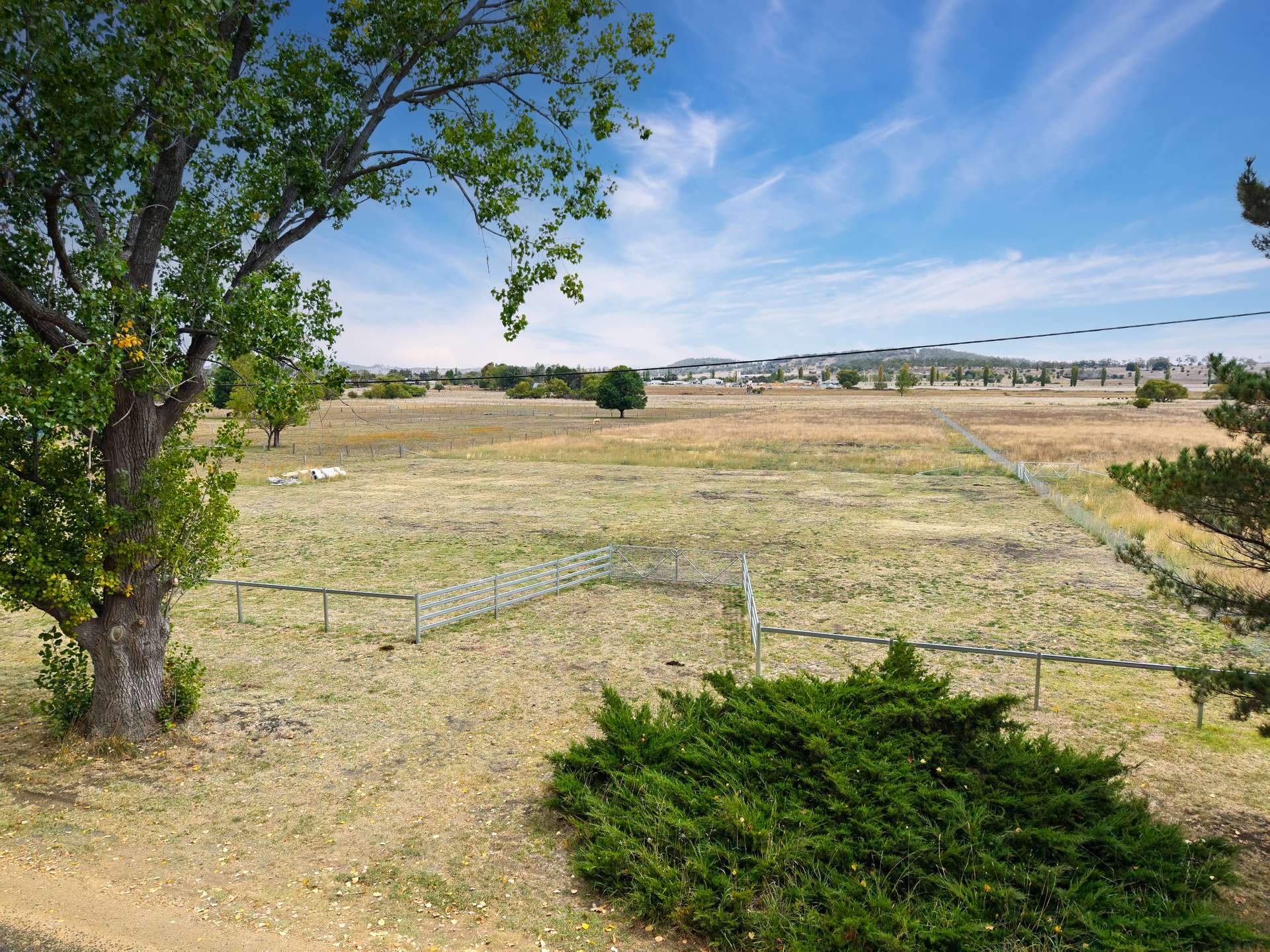 500 Grey Street, Glen Innes Auction by Farmbuy.com - image 2