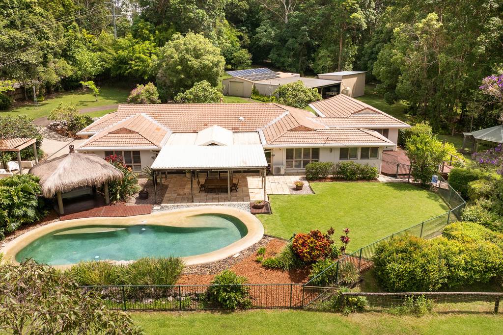 239 Dath Henderson Road, Tinbeerwah QLD 4563