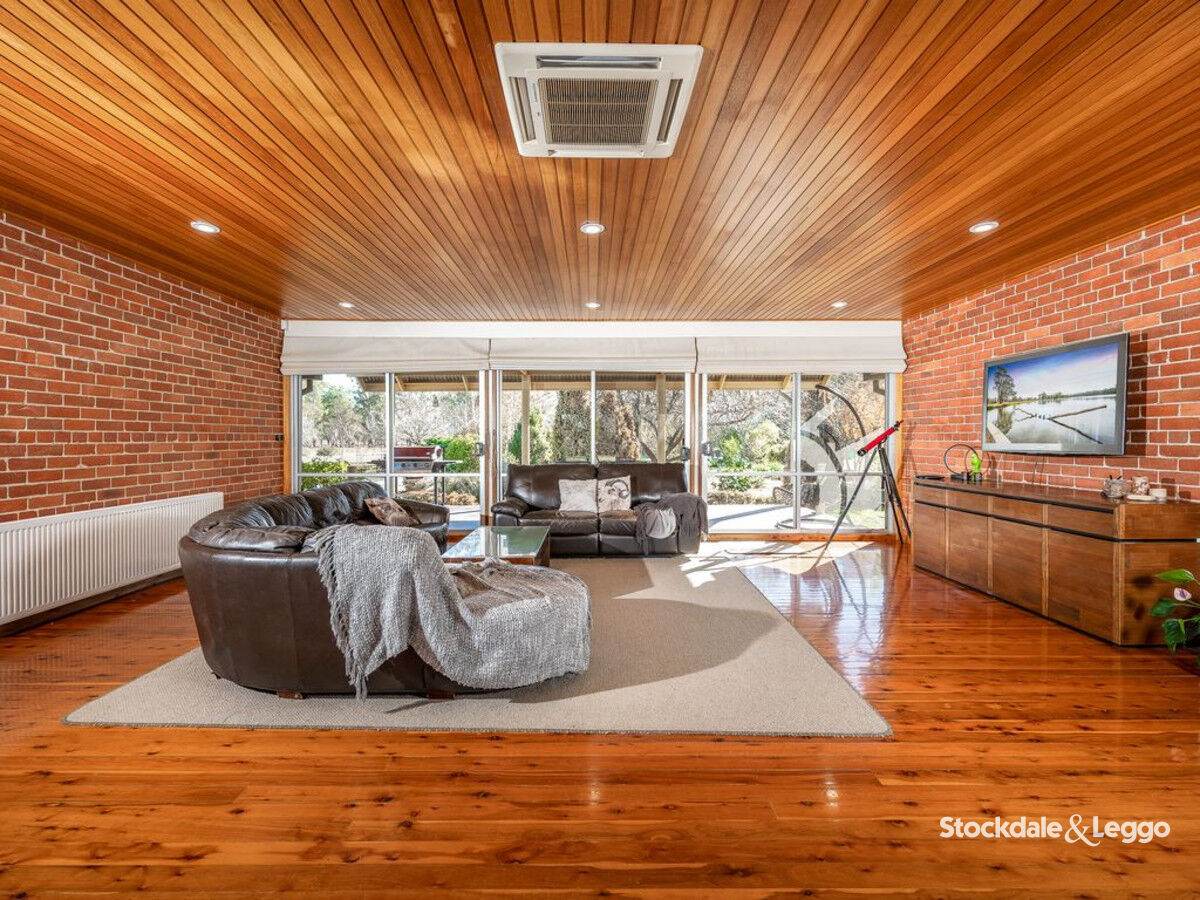 9 Arcadia Downs Drive, Kialla For Sale by Farmbuy.com - image 7