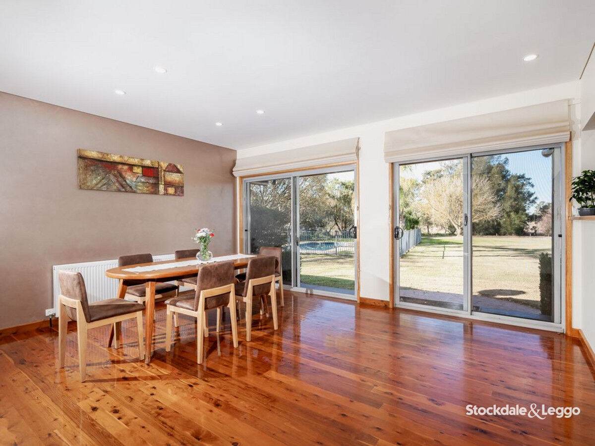 9 Arcadia Downs Drive, Kialla For Sale by Farmbuy.com - image 8