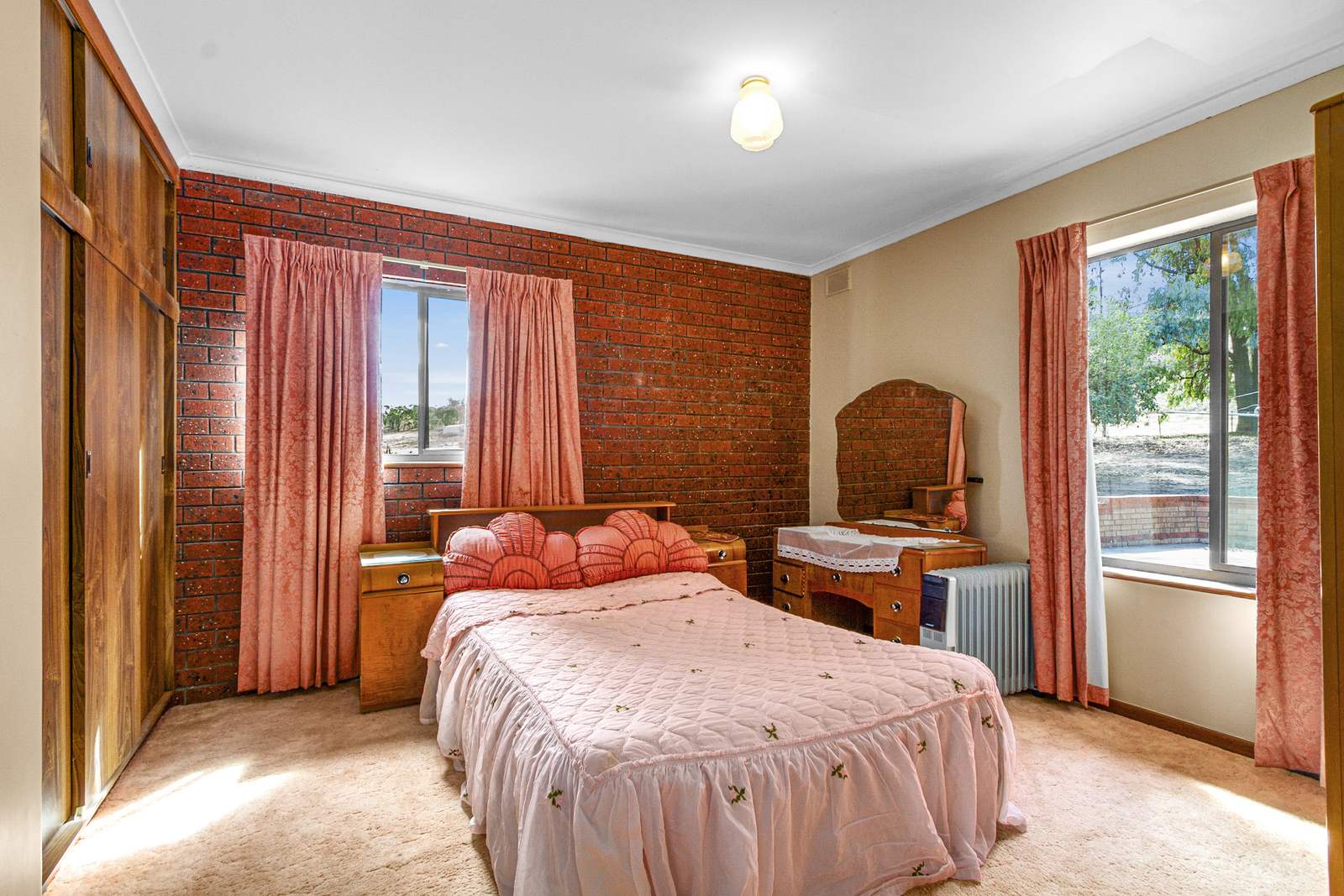 229 Neagles Rock Road, Clare For Sale by Farmbuy.com - image 31