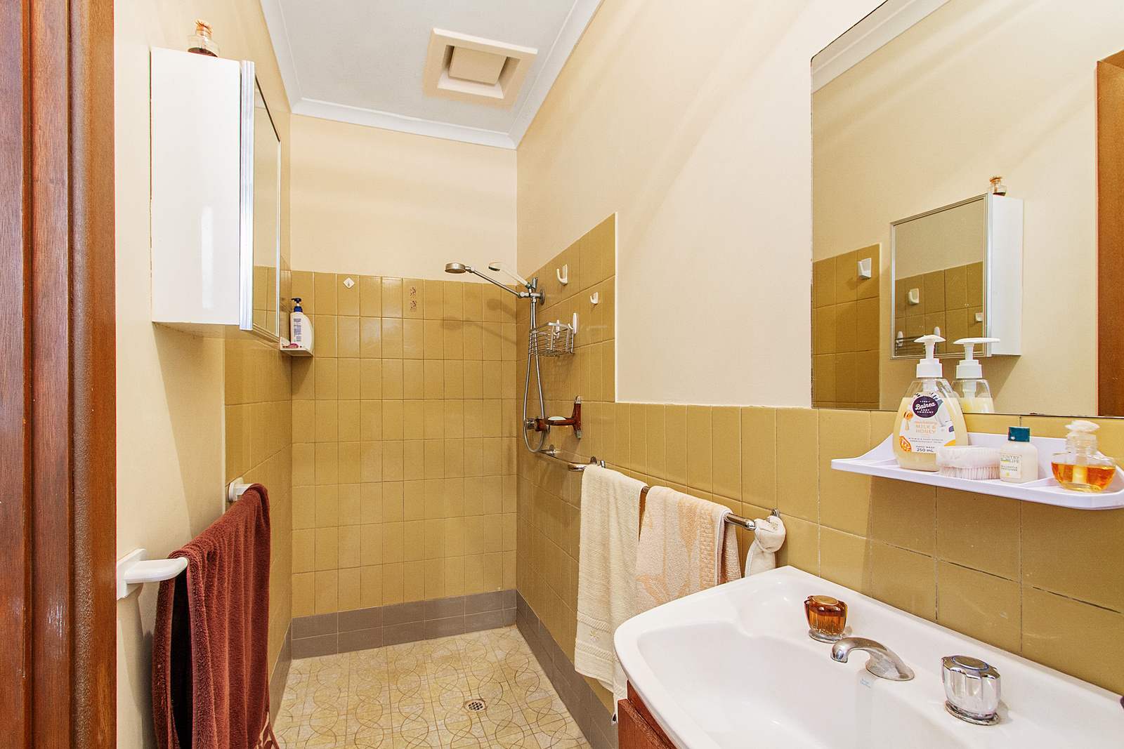 229 Neagles Rock Road, Clare For Sale by Farmbuy.com - image 26