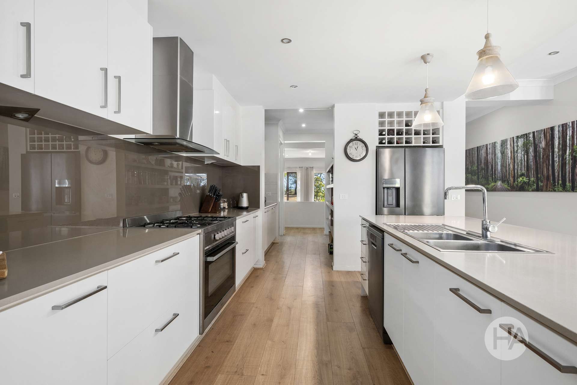 842 Devon Park Road, Donald For Sale by Farmbuy.com - image 6