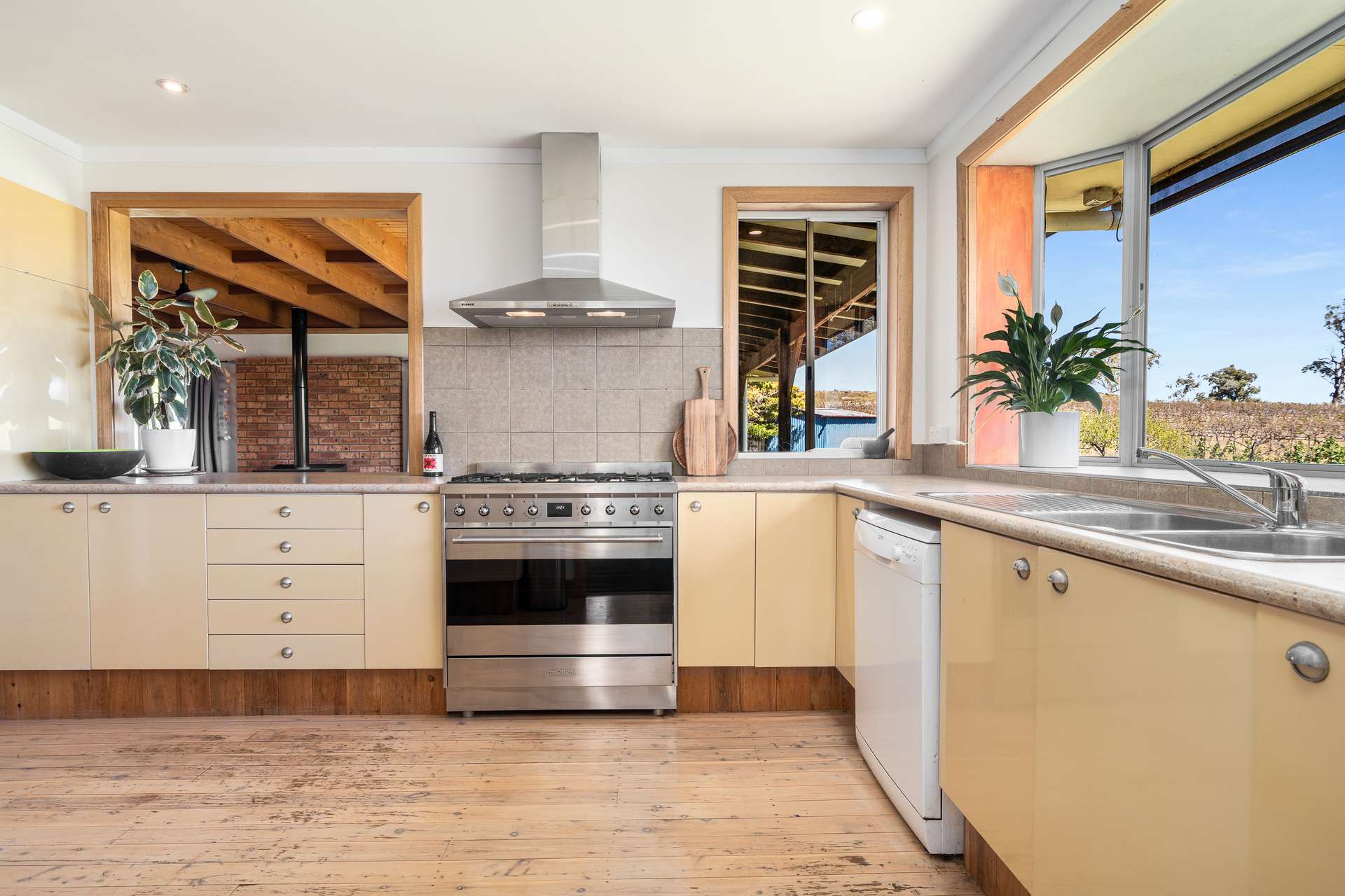 1827 The Escort Way, Orange Auction by Farmbuy.com - image 7