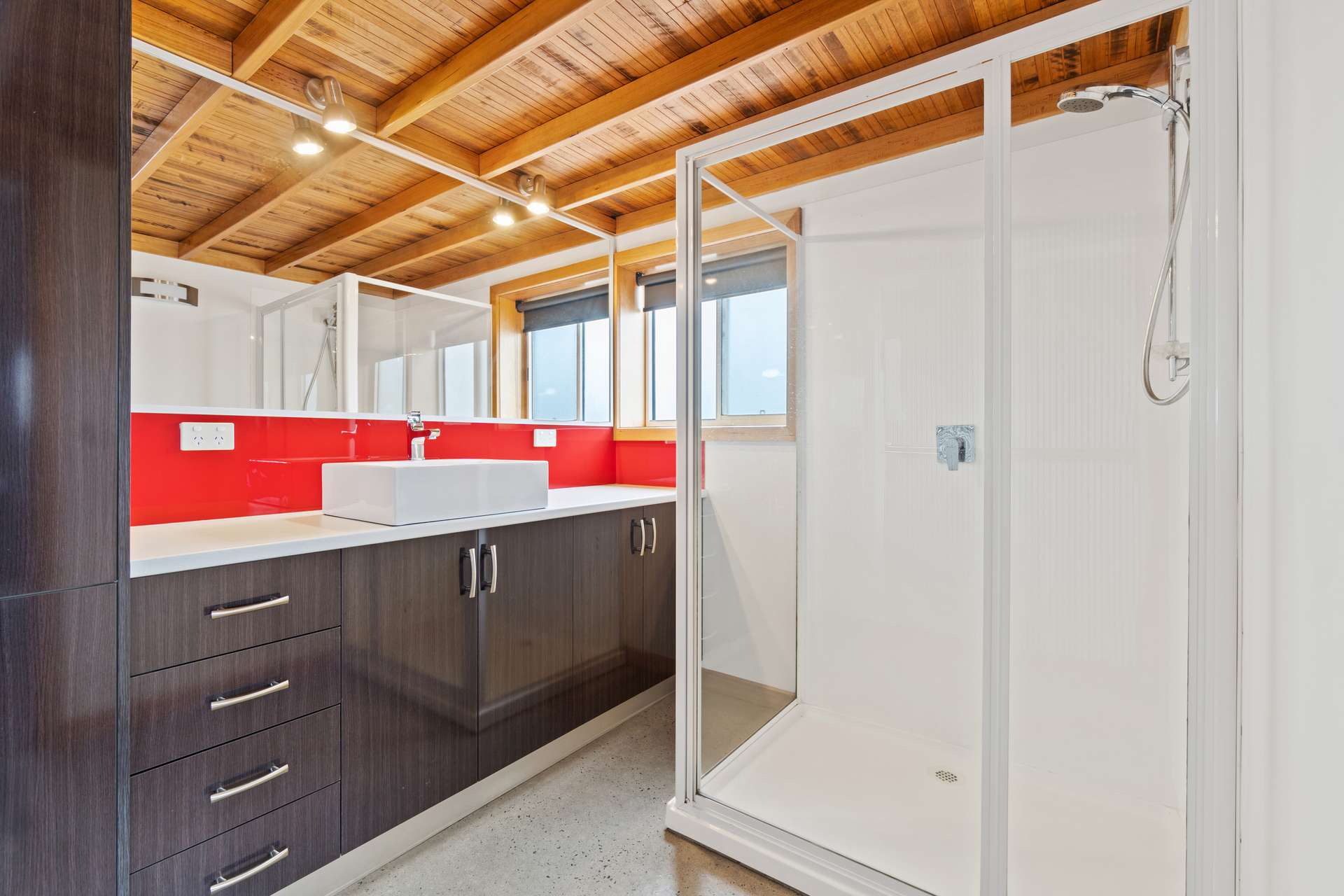 980 Longford Loch Sport Road, Dutson For Sale by Farmbuy.com - image 11