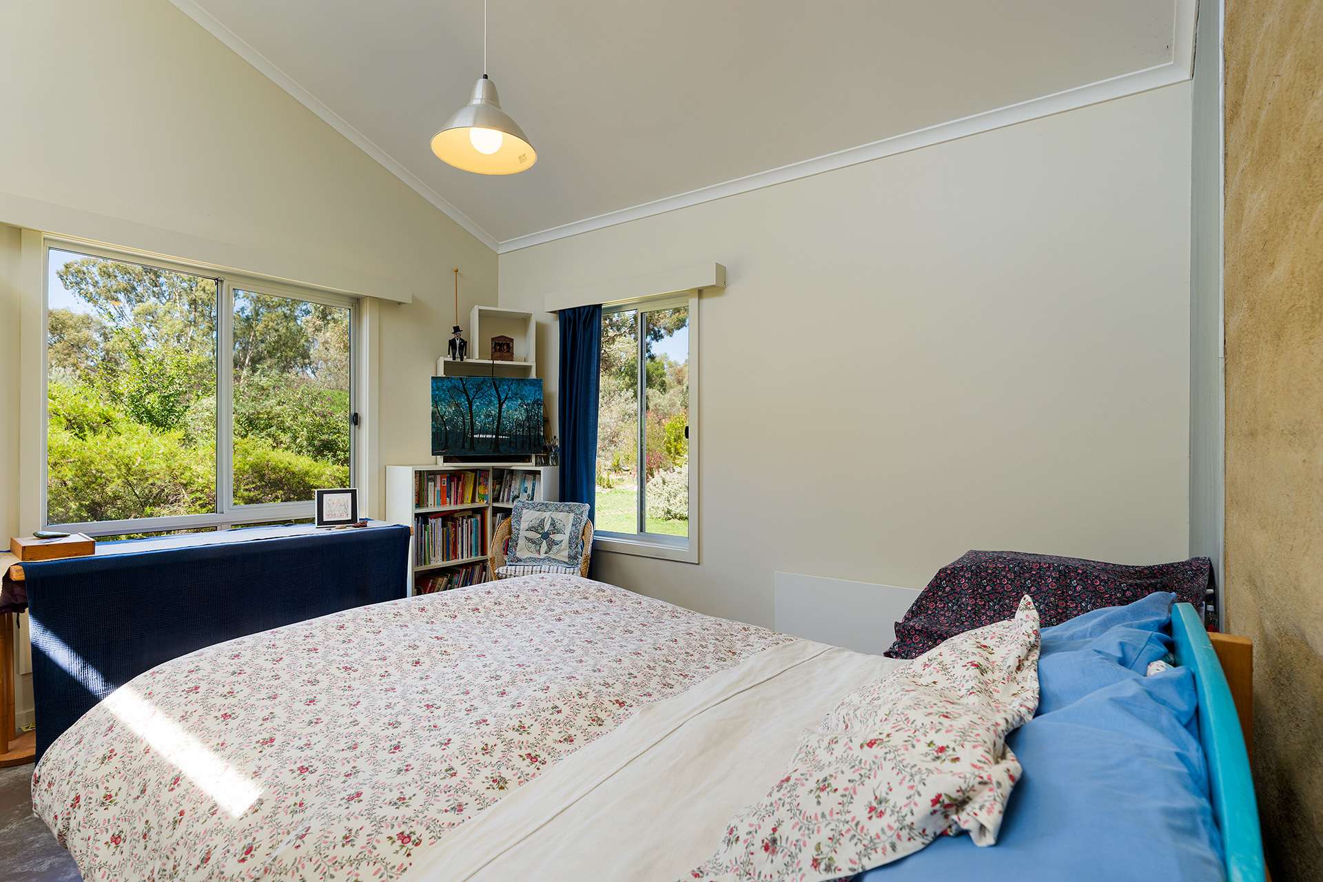 24 High Street, Fryerstown For Sale by Farmbuy.com - image 13