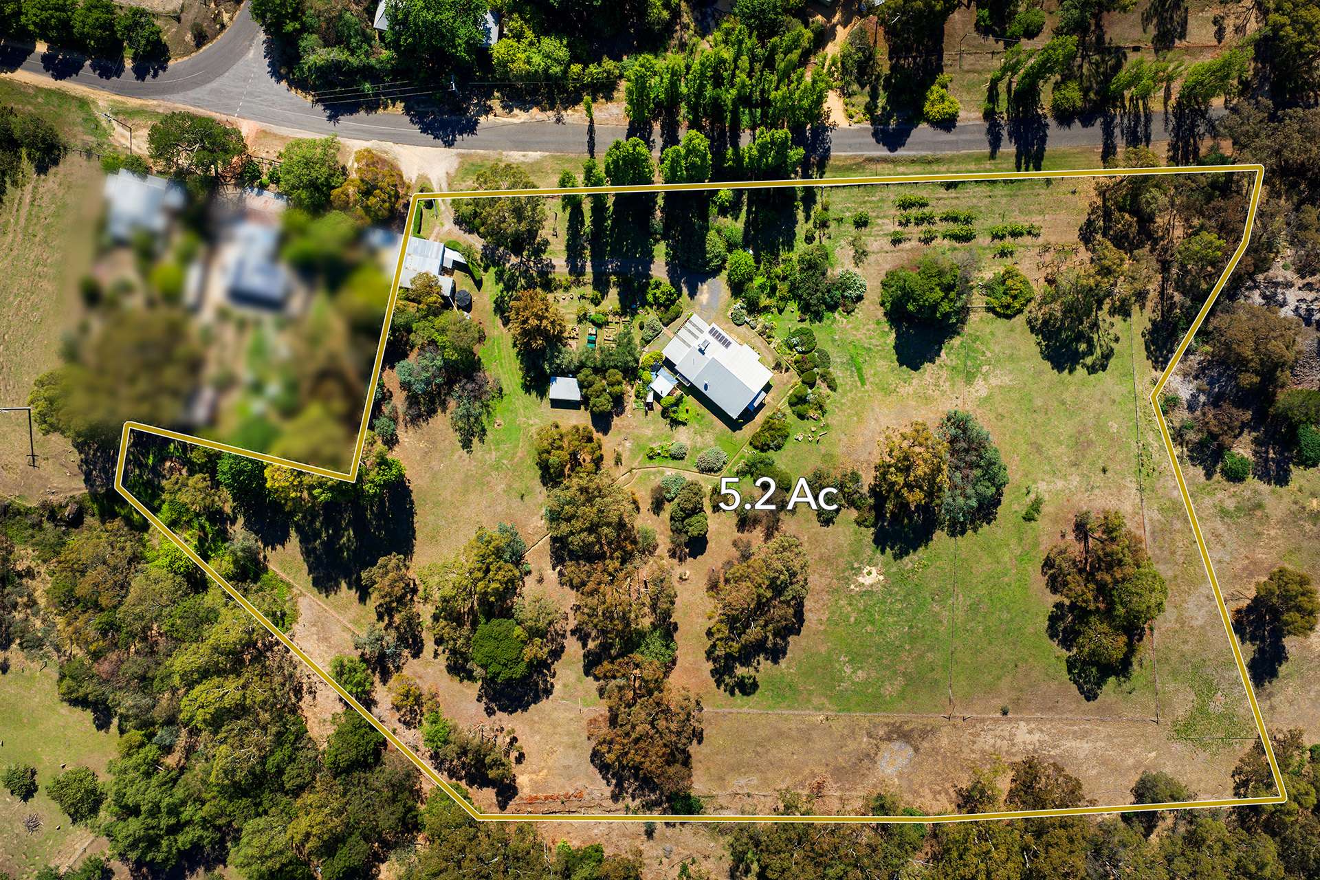 24 High Street, Fryerstown For Sale by Farmbuy.com - image 2