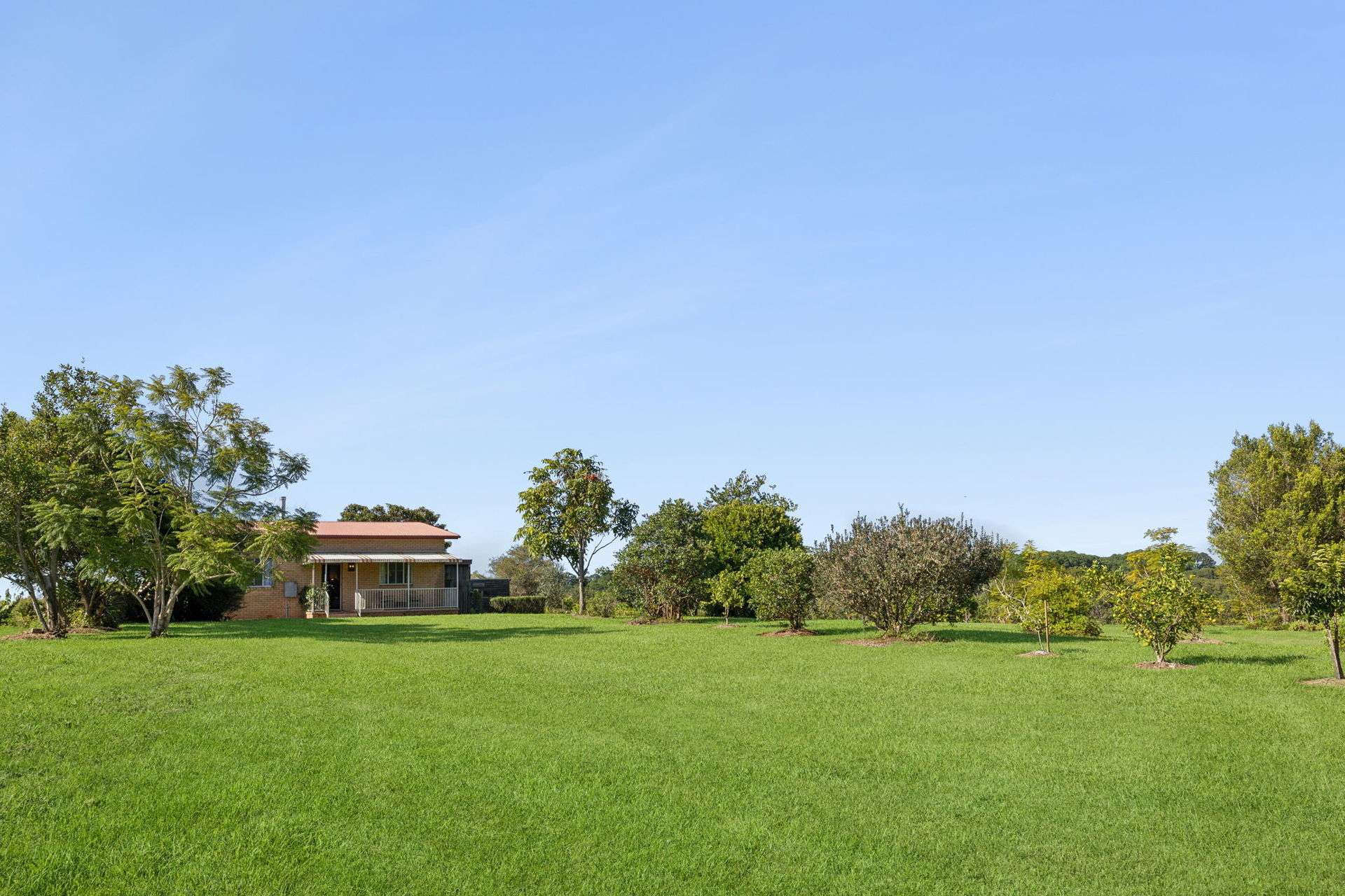 121 Western Avenue, Montville For Sale by Farmbuy.com - image 2