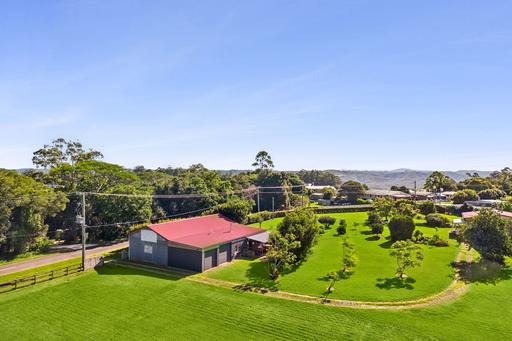 Farm For Sale - QLD - Montville - 4560 - Versatile Hinterland Escape on 14.4 Acres 