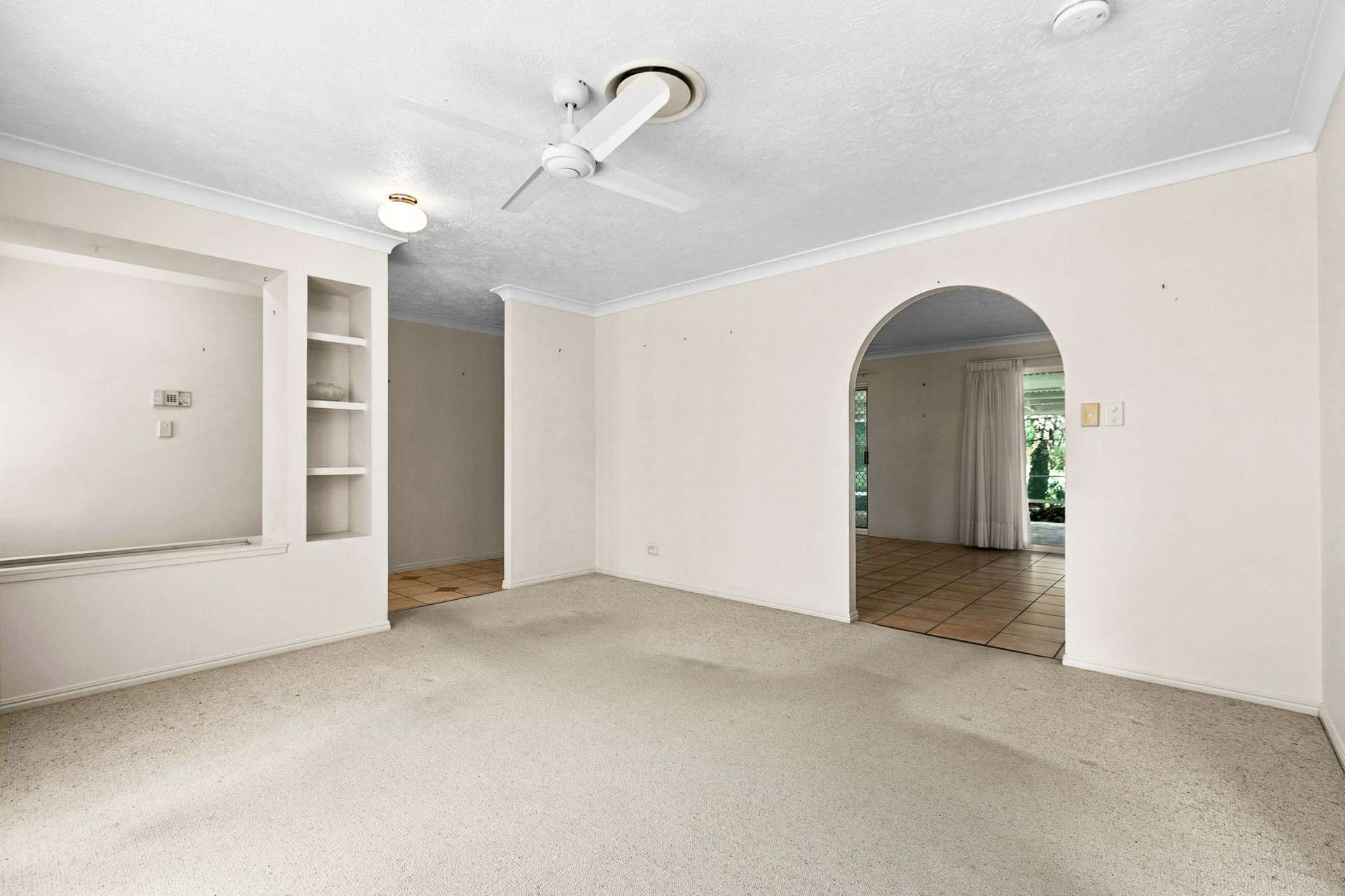 10 Squire Street, Kawungan For Sale by Farmbuy.com - image 10